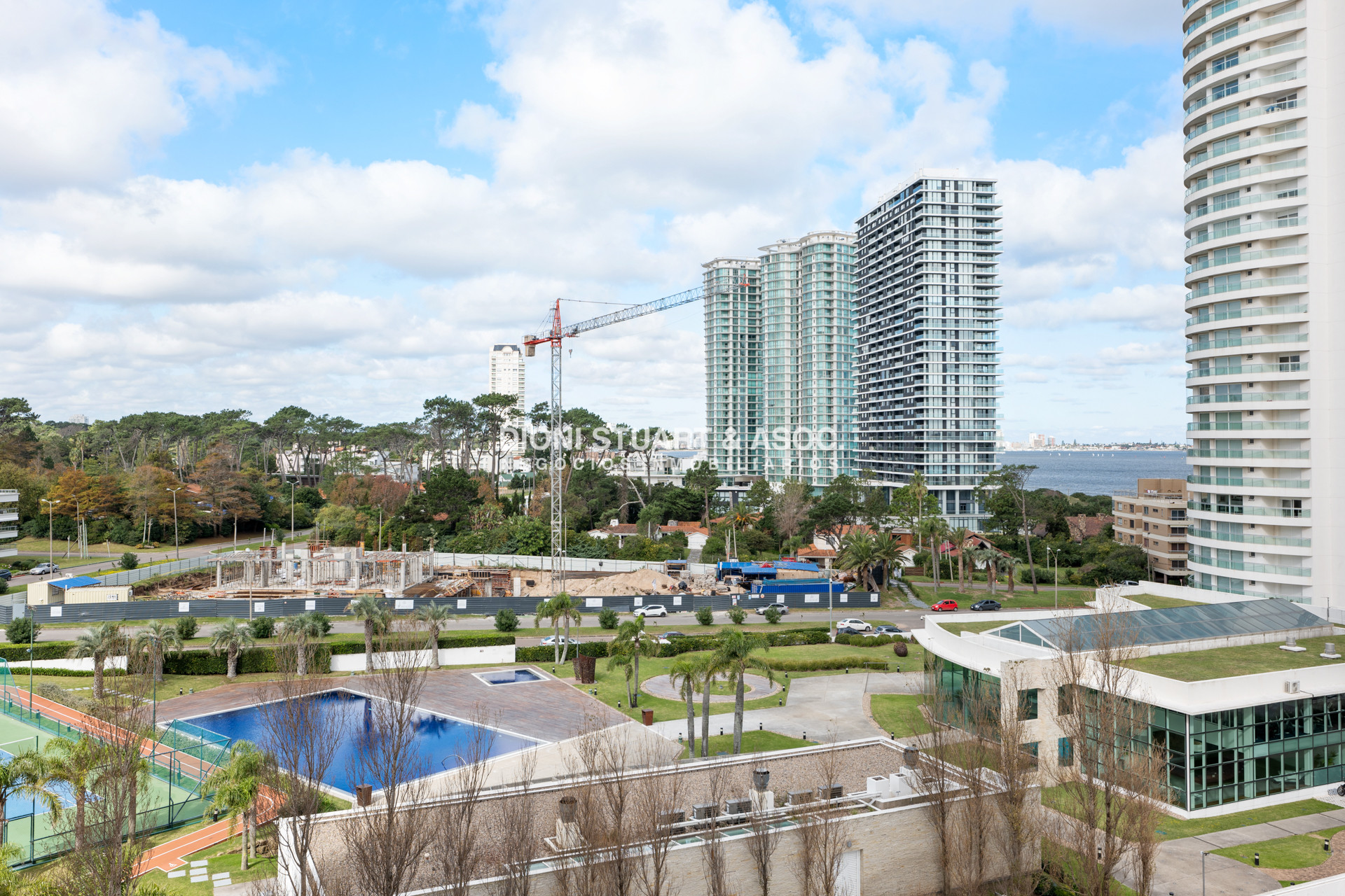 Apartamento ID.670 - TORRE MADISON - 4 DORMITORIOS - COMPLEJO LINCOLN CENTER
