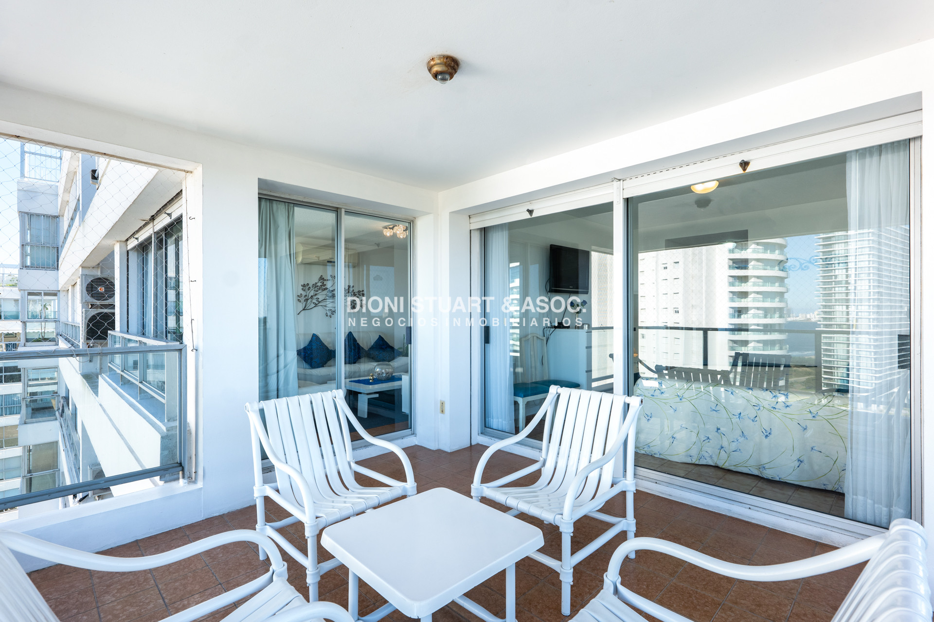 Apartamento ID.27 - ALQUILER DE TEMPORADA FRENTE AL MAR 3 DORMITORIOS COMPLEJO LINCOLN CENTER TORRE JEFFERSON PLAYA MANSA