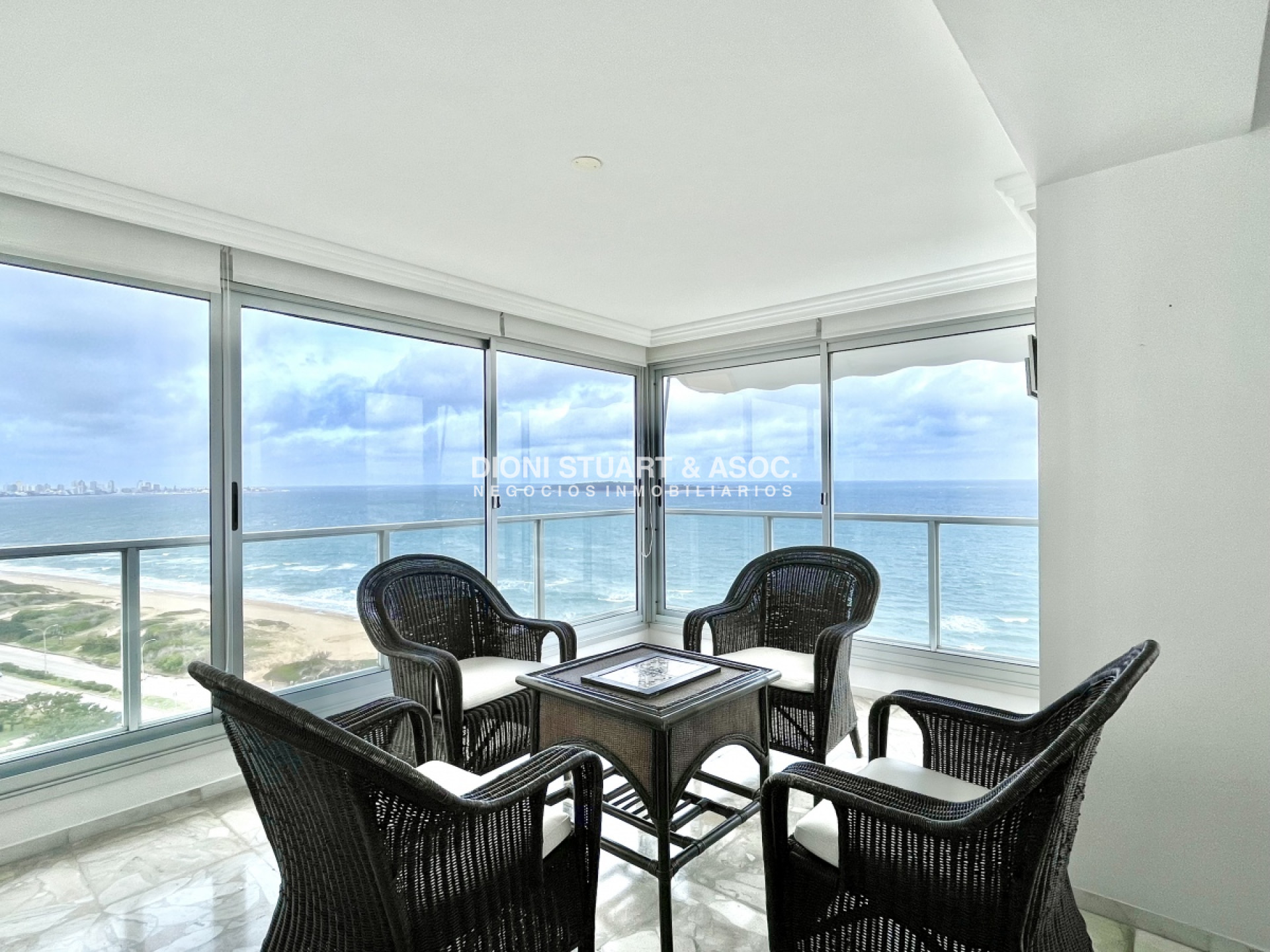 Apartamento ID.509 - APARTAMENTO EN ALQUILER FRENTE AL MAR DE 3 DORMITORIOS - TODOS LOS AMENITIES - TORRE WASHINGTON - COMPLEJO LINCOLN CENTER