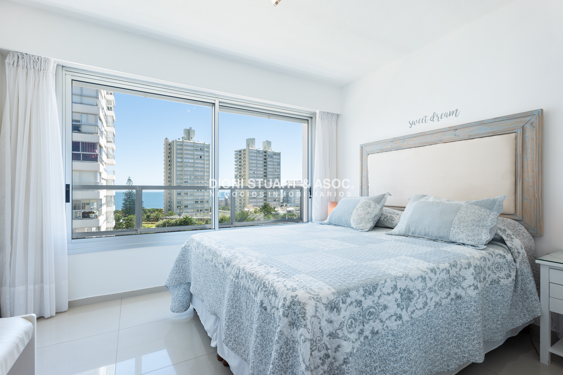 Apartamento ID.633 - Torre Wilson - 3 Dorms y Dependencia - Complejo Lincoln Center