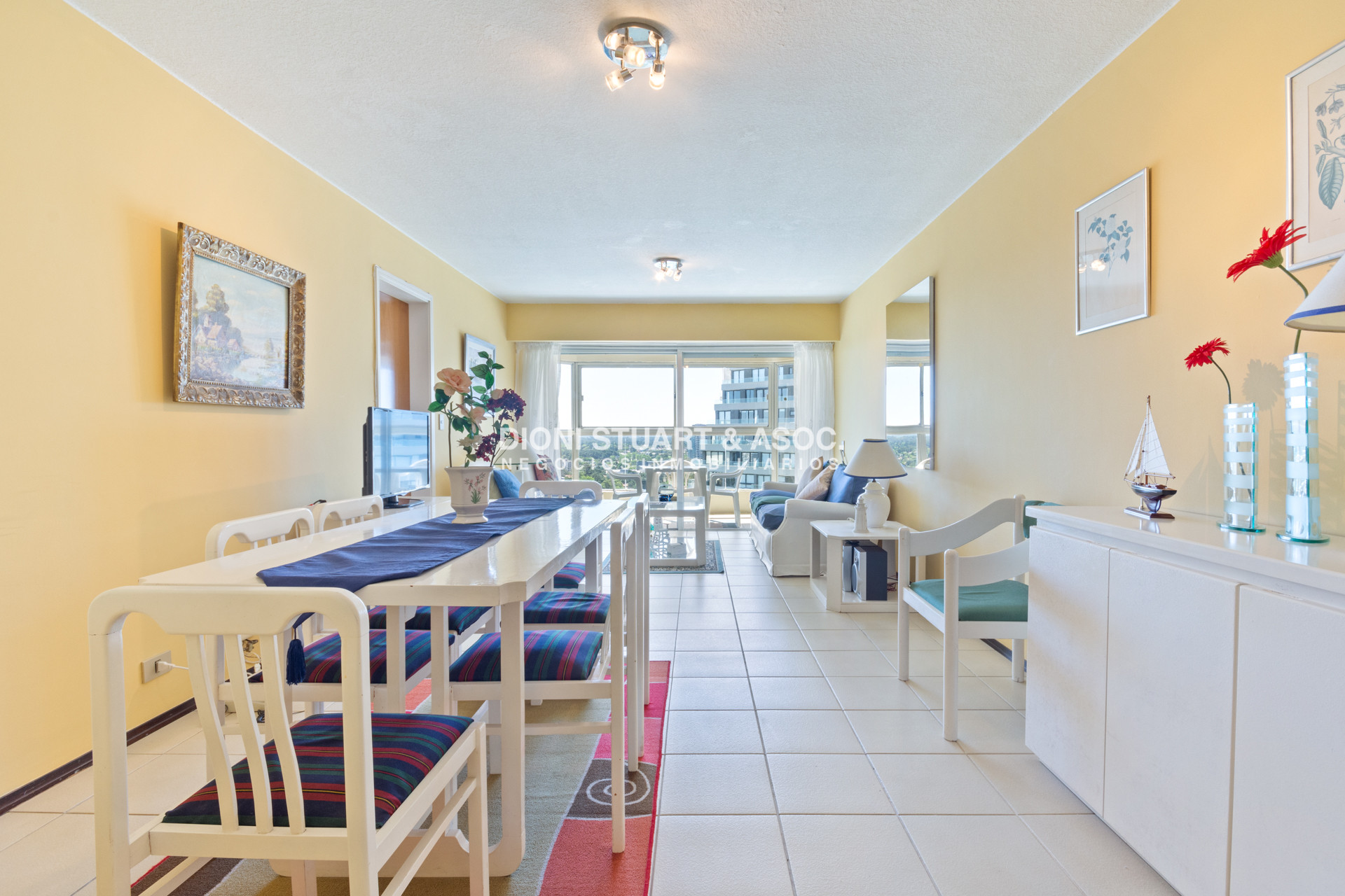Apartamento ID.579 - Parquemar Roosevelt - Piso alto - 2 Dorm 