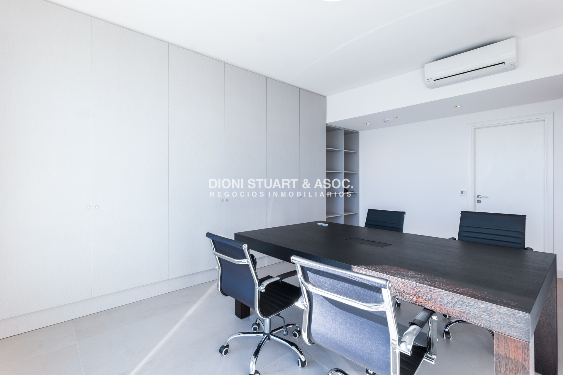 Apartamento ID.829 - DEPARTAMENTO EN VENTA EN LE PARC III UNIFICADO - IMPONENTE