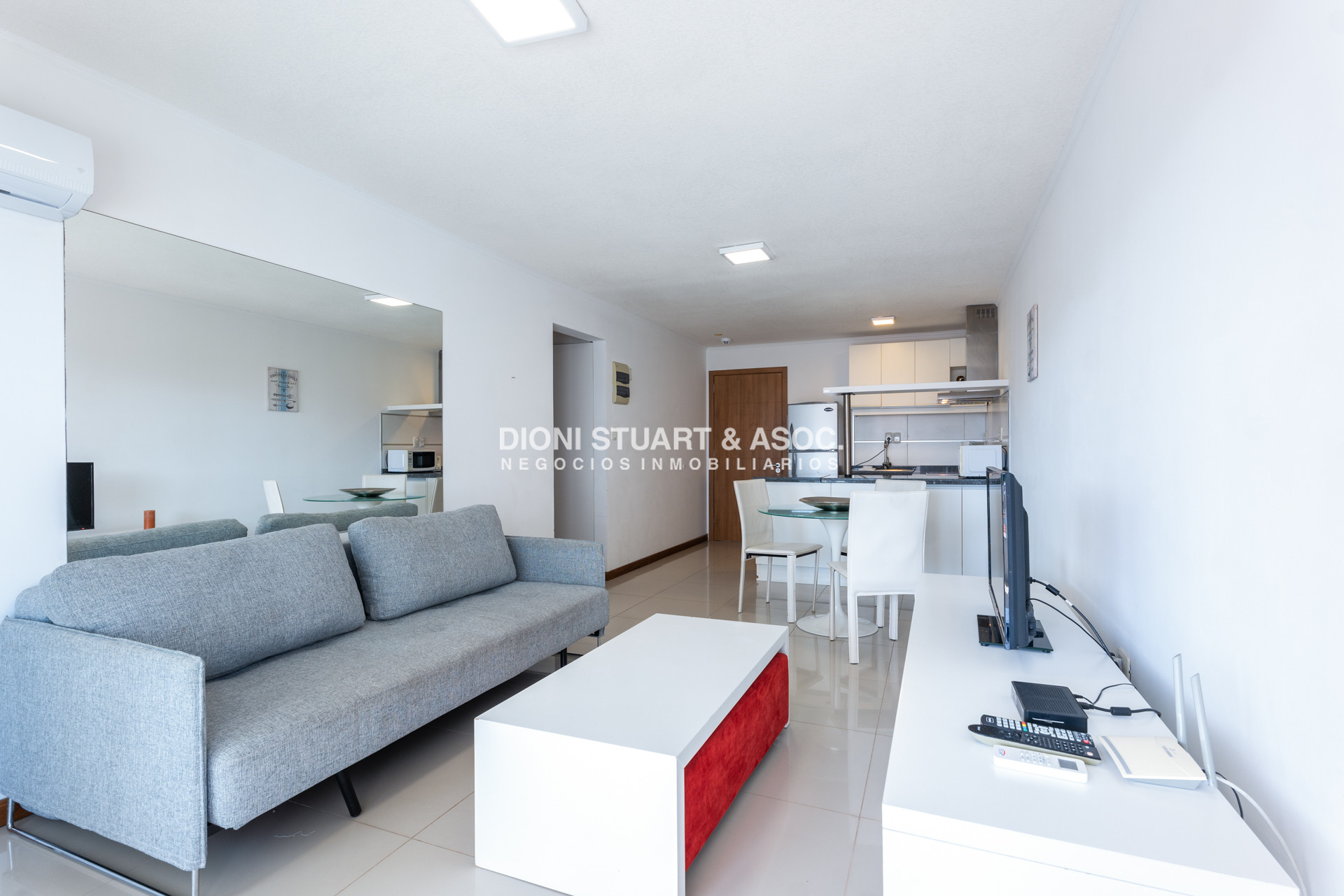 Apartamento ID.16 - Apartamento en Venta Frente Al Mar -  Mansa - Con Parrillero - 1 Dormitorio - Moderno
