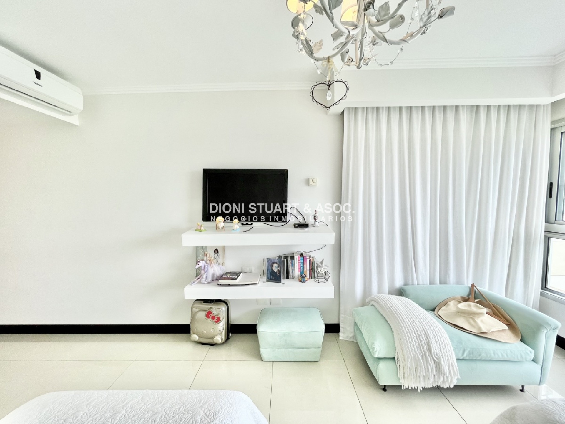 Apartamento ID.116 - Torre Lobos  -  Esquinero - En Venta