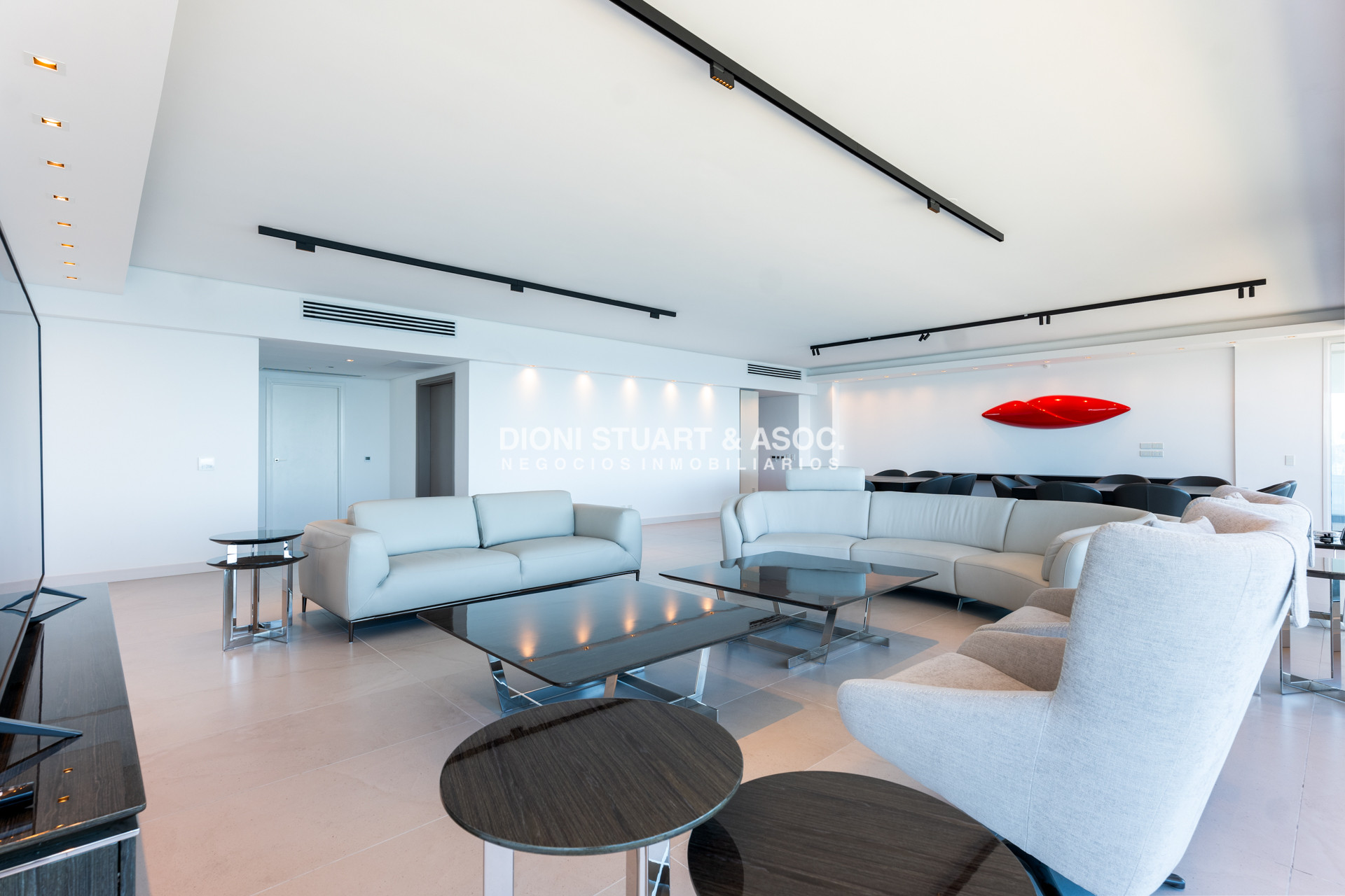 Apartamento ID.829 - DEPARTAMENTO EN VENTA EN LE PARC III UNIFICADO - IMPONENTE