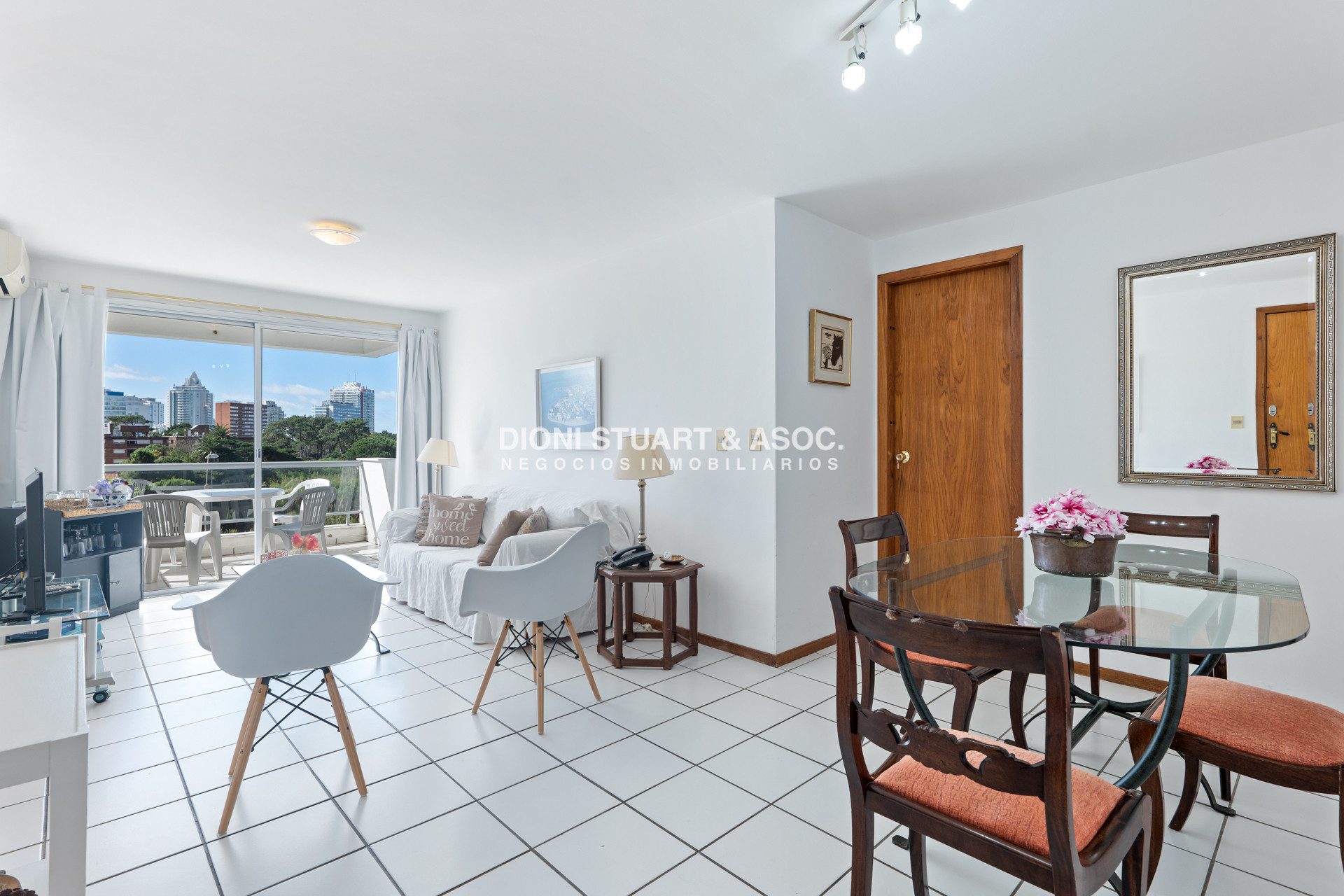 Apartamento ID.657 - OPORTUNIDAD EN VENTA - DEPARTAMENTO DE 2 DORMITORIOS Y 2 BAÑOS - CAP BRETON - CERCA DEL MAR - PLAYA MANSA