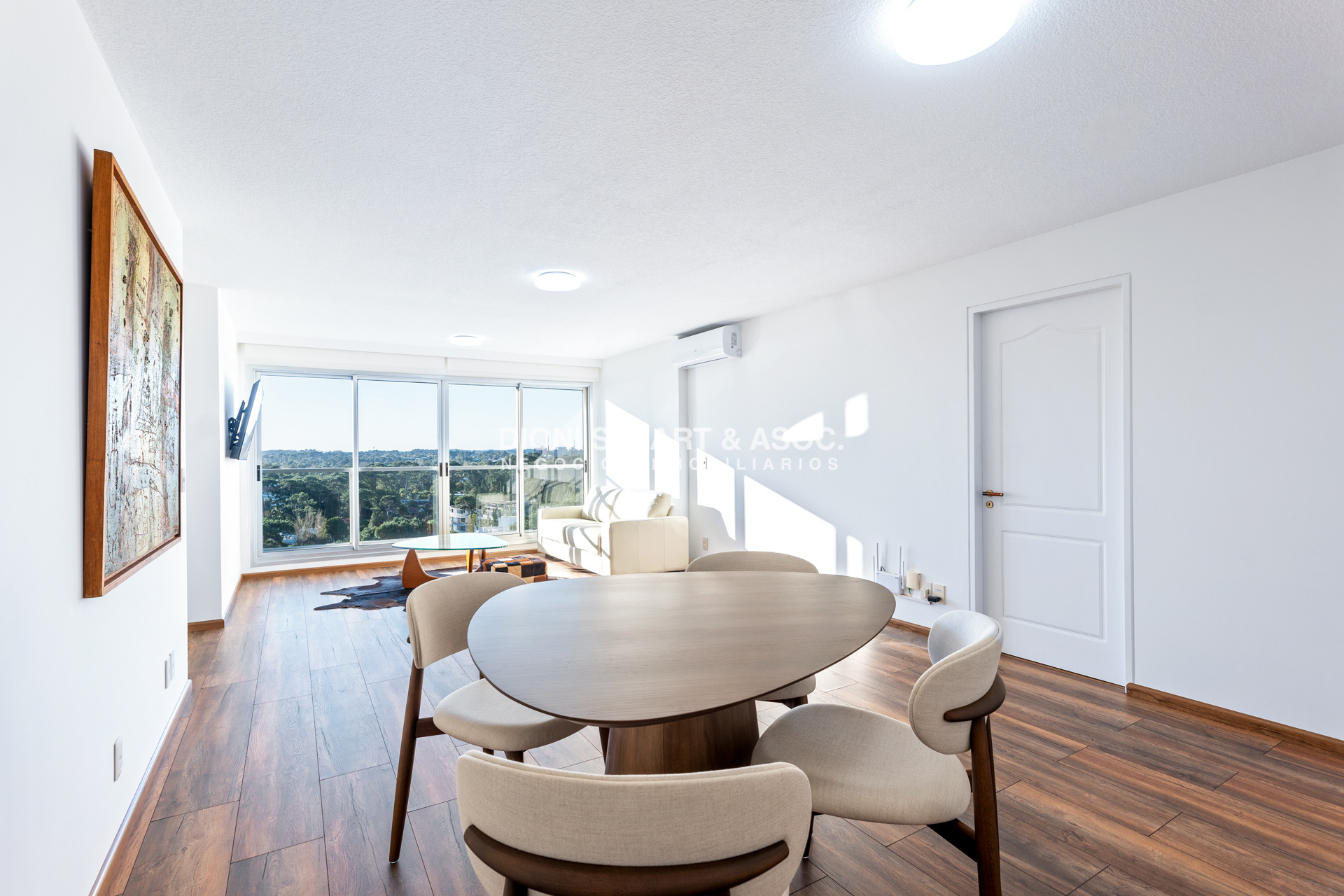 Apartamento ID.656 - Alquiler Anual -  2 Dormitorios - Sol y Amenities - Complejo Lincoln Center