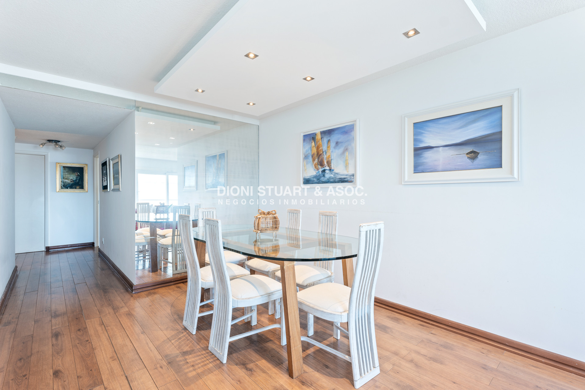 Apartamento ID.665 - DEPARTAMENTO EN VENTA EN PLAYA MANSA - 3 DORM Y DEP. - RECICLADO - COMPLEJO LINCOLN CENTER - TORRE JEFFERSON