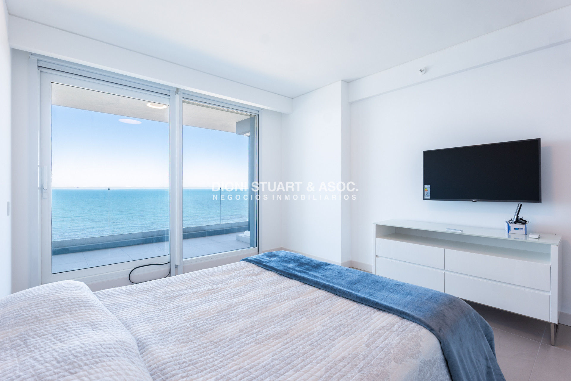 Apartamento ID.829 - DEPARTAMENTO EN VENTA EN LE PARC III UNIFICADO - IMPONENTE