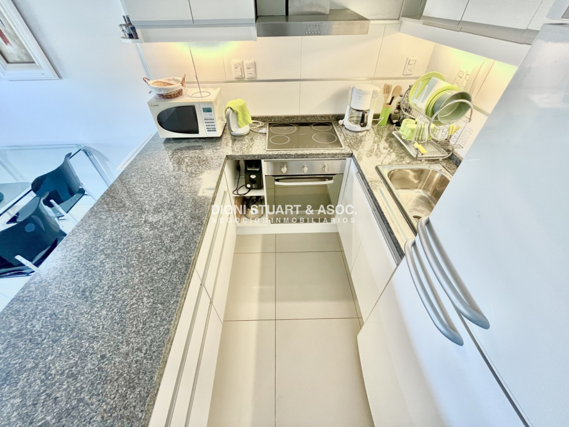 Apartamento ID.17 - APARTAMENTO FRENTE AL MAR CON PARRILLERO DE 1 DORMITORIO EN VENTA PLAYA MANSA