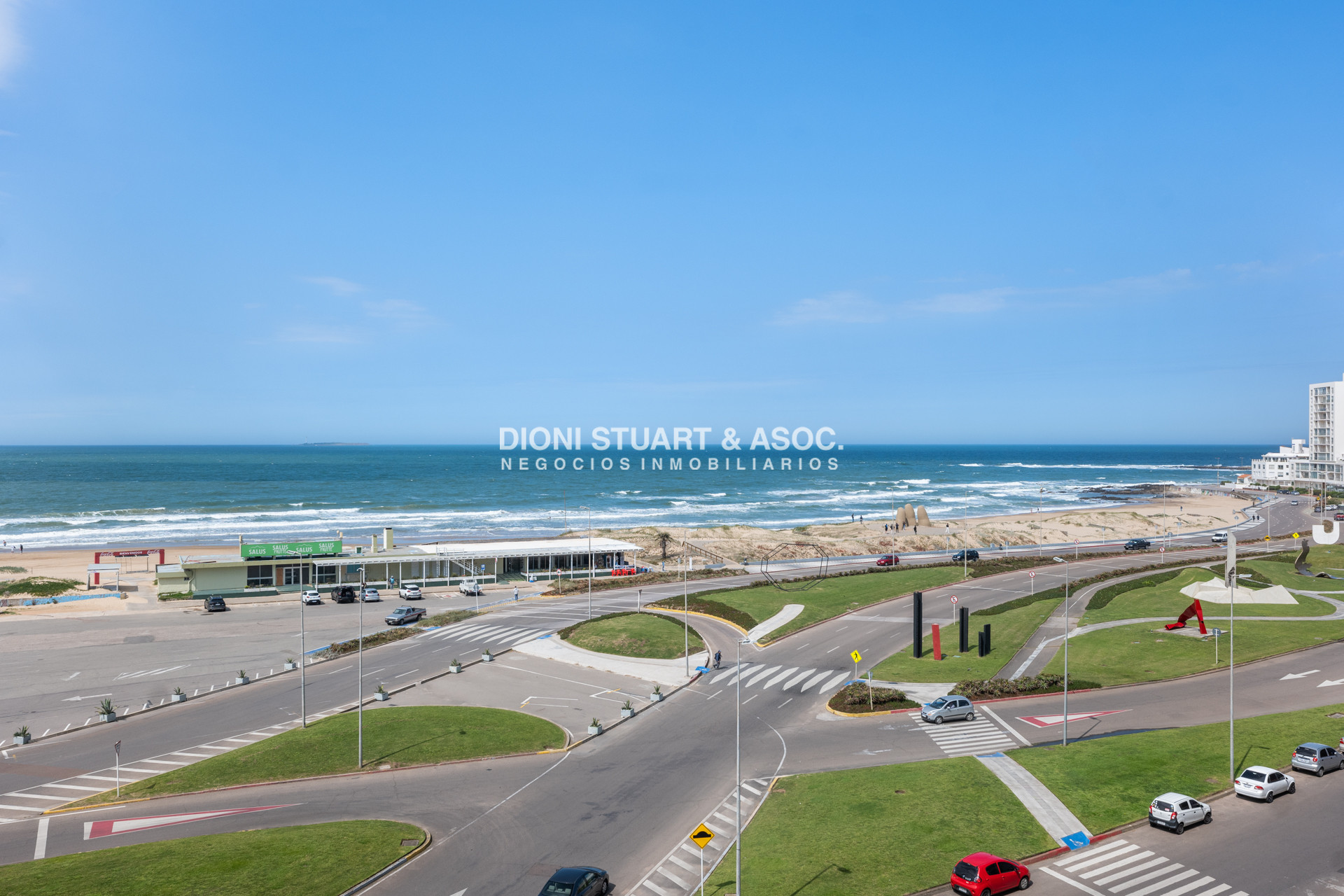 Apartamento ID.770 - IMPERIALE I DEPARTAMENTO EN VENTA - 3 DORMITORIOS EN SUITE + DEP. - ESQUINERO A PUNTA DEL ESTE