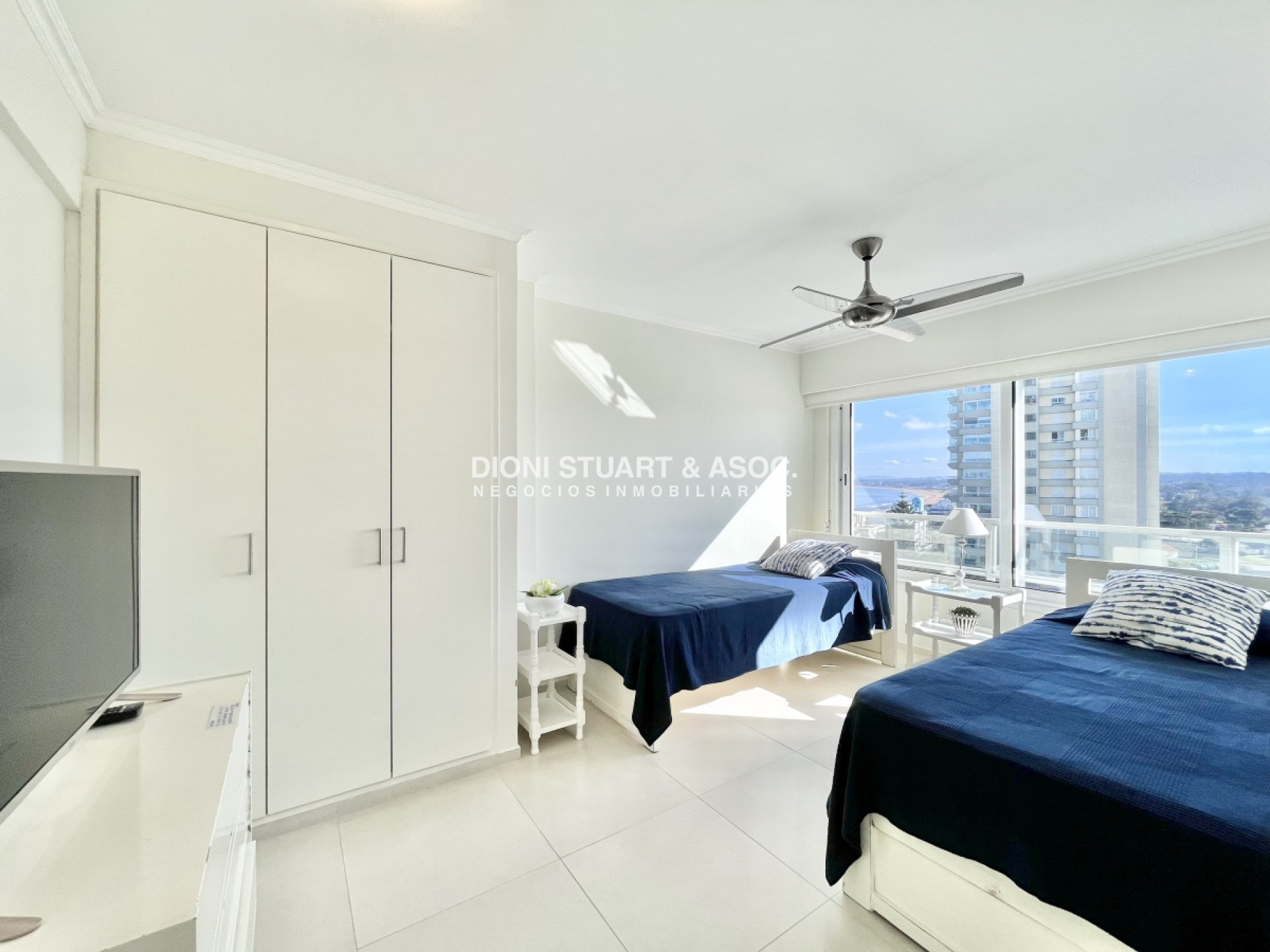 Apartamento ID.35 - Torre Washington En Venta - Complejo Lincoln Center - Totalmente Reciclado - 3 Dormitorios - Punta del Este
