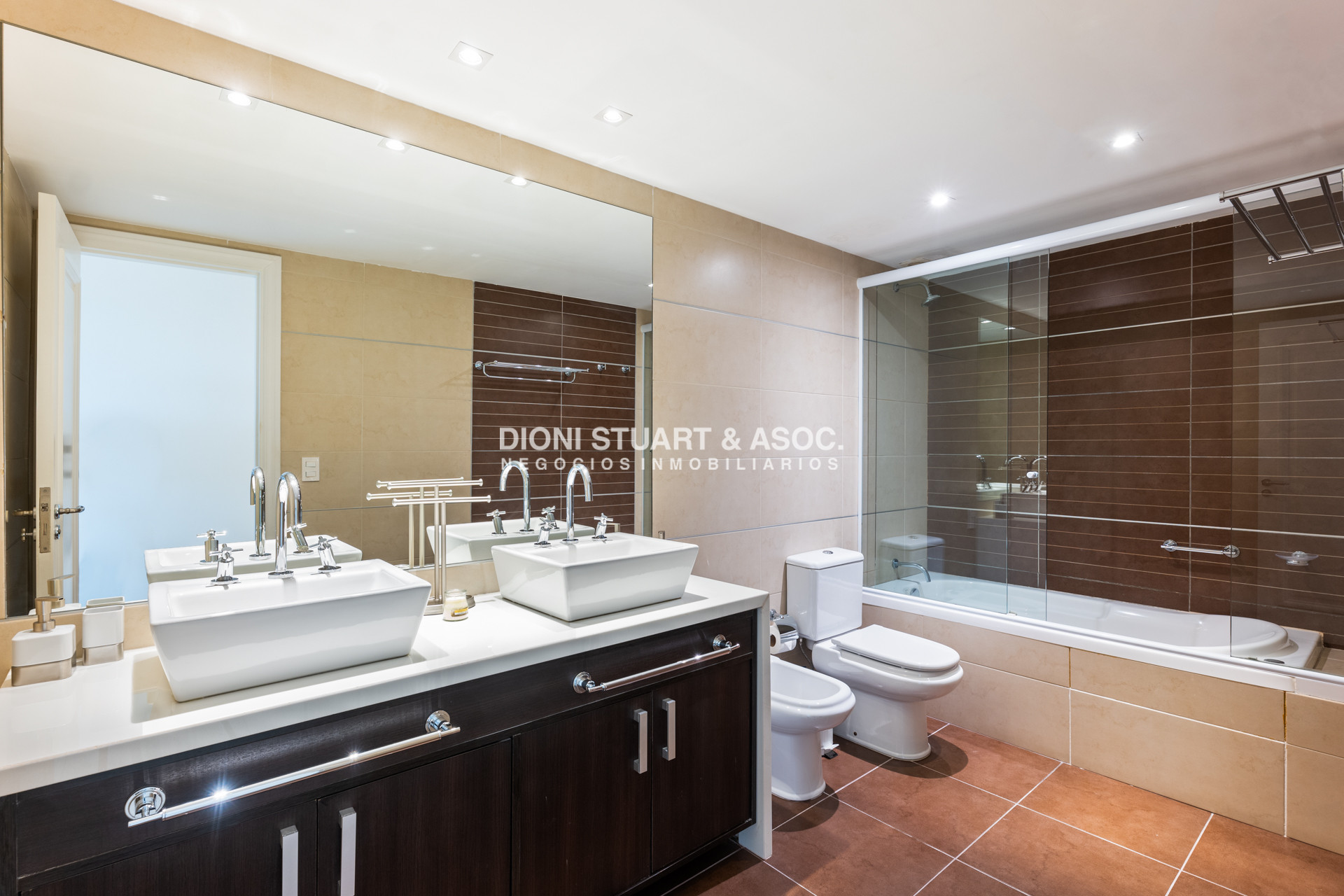 Apartamento ID.771 - IMPERIALE I OPORTUNIDAD EN VENTA APARTAMENTO CENTRAL 3 DORM 