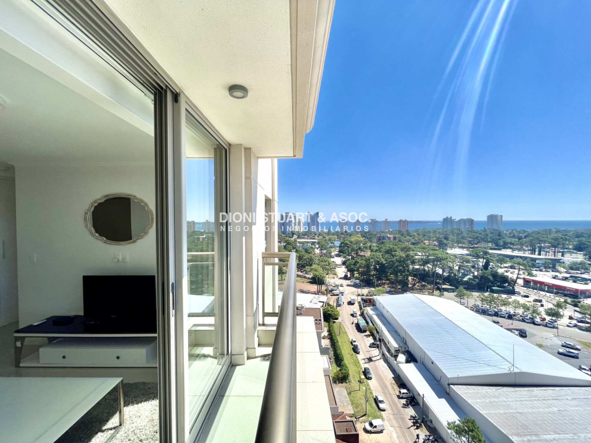 Apartamento ID.220 - OPORTUNIDAD DEPARTAMENTO EN VENTA EN PLACE LAFAYETTE - 1 DORMITORIO - PISO ALTO - LA MEJOR ORIENTACION