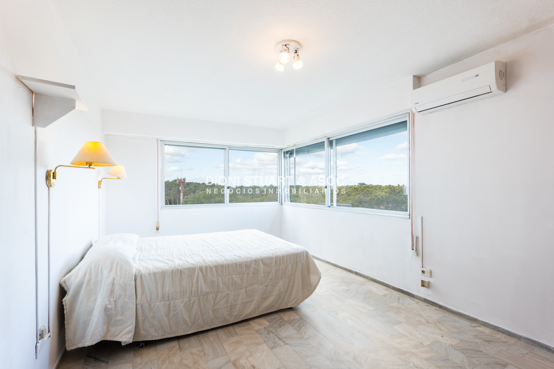 Apartamento ID.778 - Apartamento en Venta en Oportunidad - Roosevelt Center - 3 Dormitorios - Reciclado