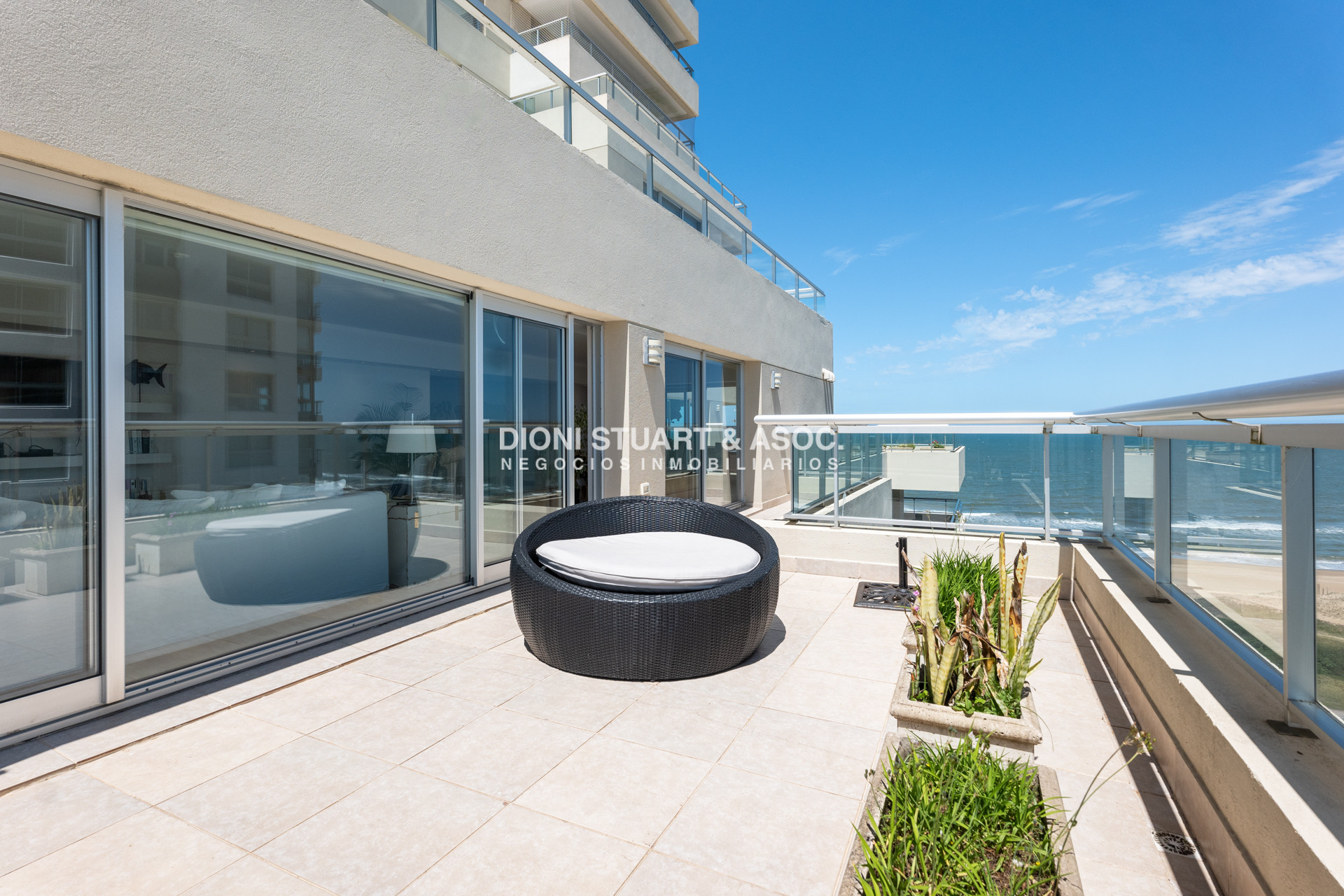 Apartamento ID.839 - Torre Lobos Esquinero - 3 Dorm en suite + Dep.
