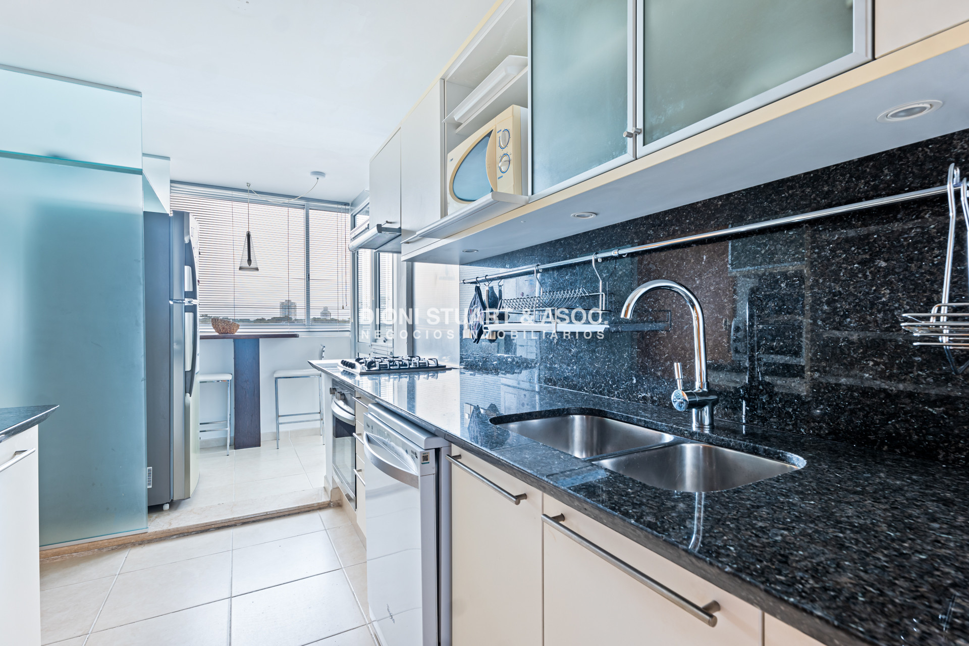 Apartamento ID.790 - Apartamento en Venta - 3 Dormitorios en Suite - Sea & Forest - Playa Mansa