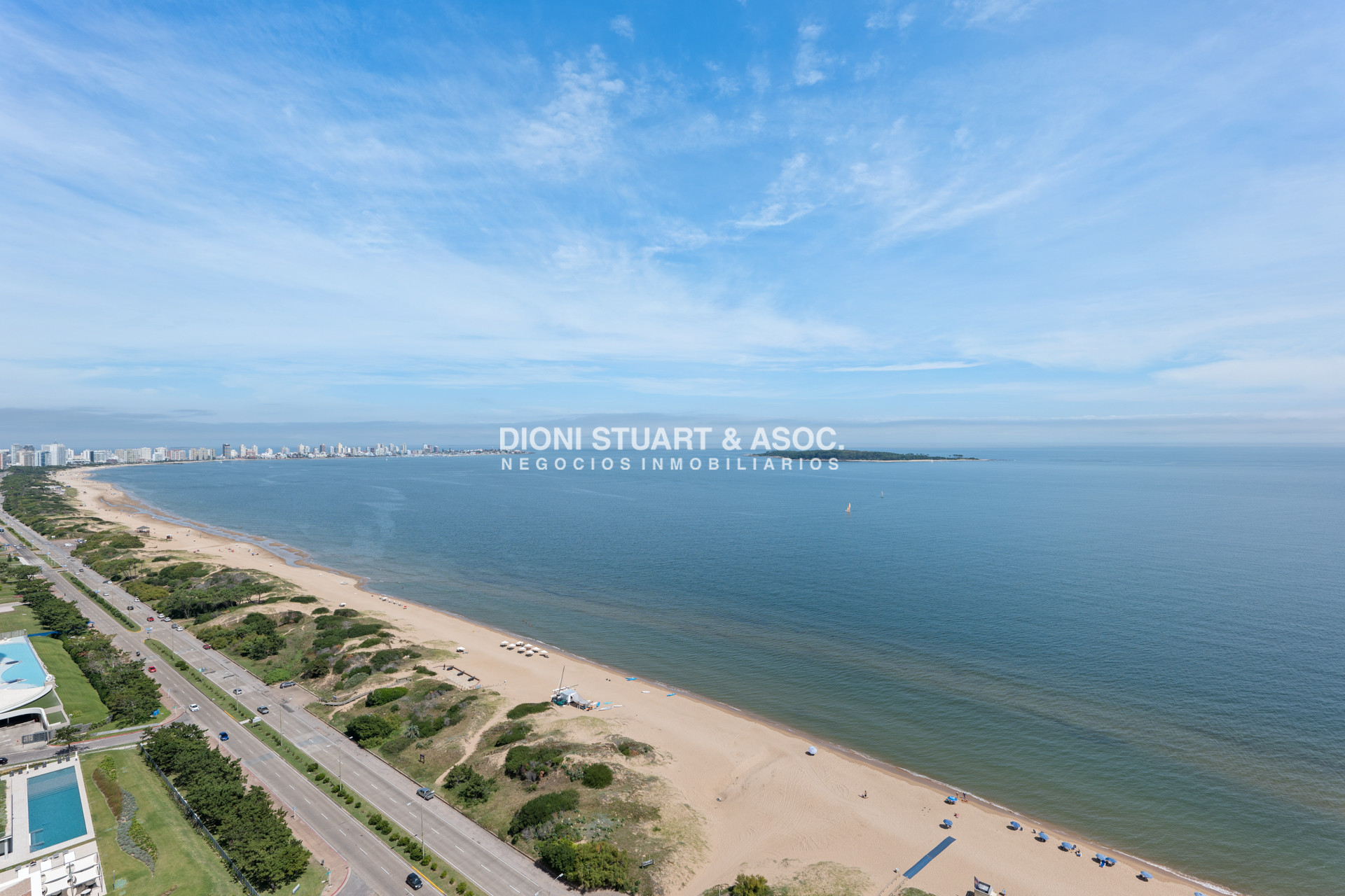 Apartamento ID.223 - TORRE AQUARELA - PENT HOUSE TRIPLEX - ESQUINA PUNTA BALLENA