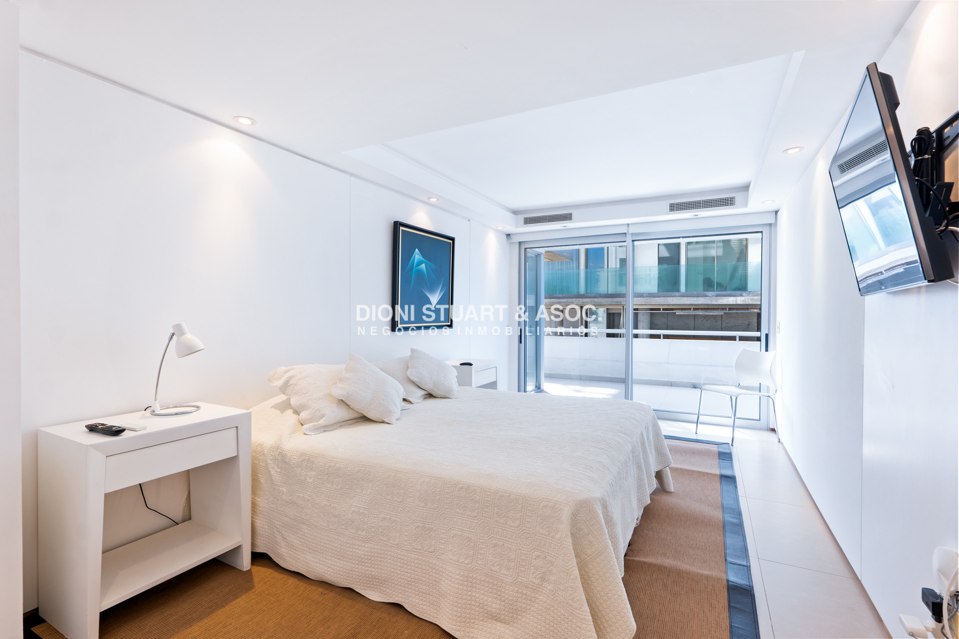 Apartamento ID.756 - DEPARTAMENTO PRIMERA LINEA BRAVA - 4 DORMS EN SUITE - MYTHOS