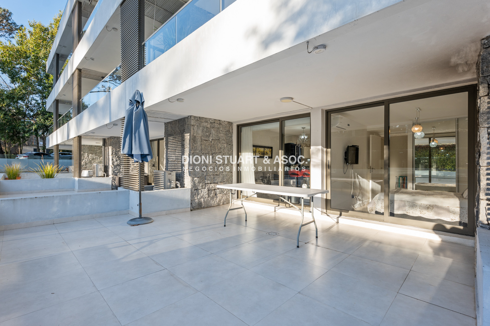 Apartamento ID.1051 - VENTA APARTAMENTO 1 DORMITORIO Y MEDIO CON PARRILLERO - EDIFICIO UNIQUE 