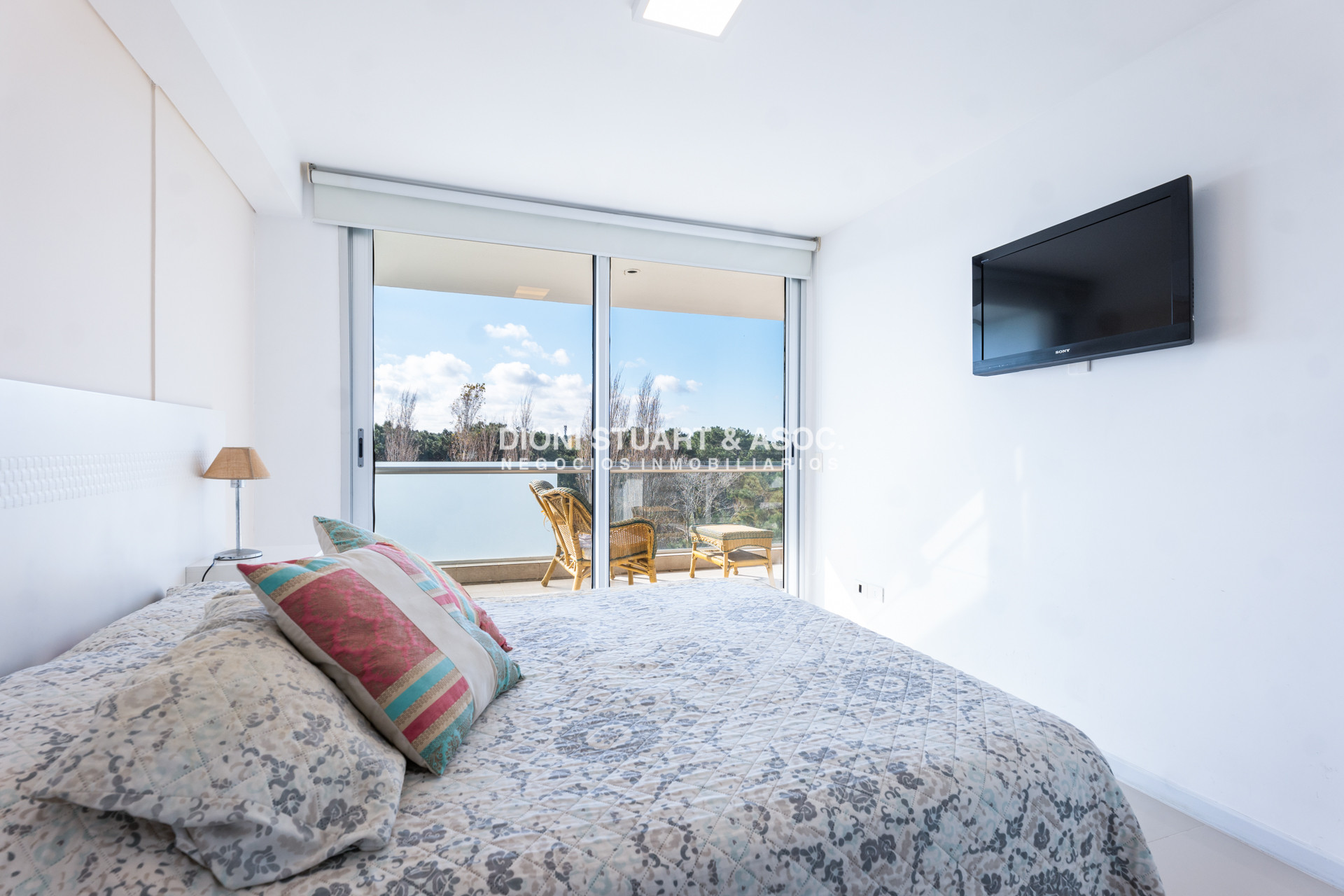 Apartamento ID.981 - APARTAMENTO EN VENTA EN ROOSEVELT DE 2 DORMITORIOS MODERNO - EDIFICIO BE PUNTA