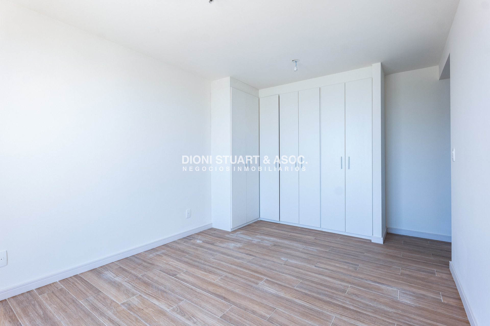 Apartamento ID.864 - APARTAMENTO A ESTRENAR EN PLAYA BRAVA PUNTA DEL ESTE - 2 DORMITORIOS - EDIF. SIGLO SOL II - BAJAS EXPENSAS