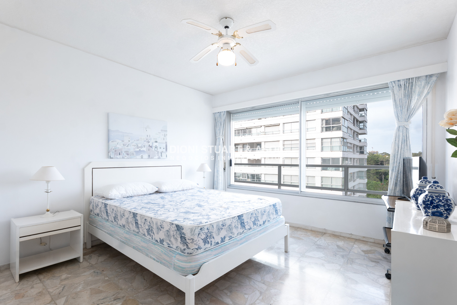 Apartamento ID.1148 - ALQUILER DE TEMPORADA PLAYA MANSA 2 DORMITORIOS Y MEDIO - COMPLEJO LINCOLN CENTER - TORRE WASHINGTON