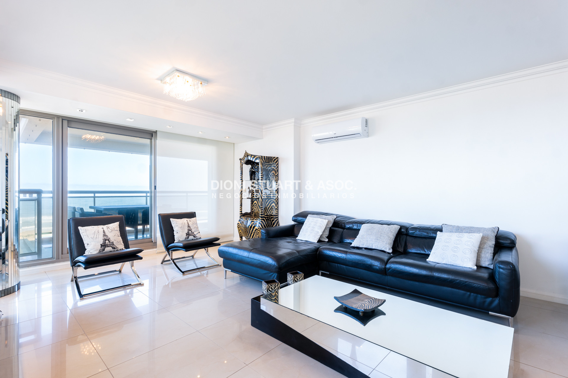Apartamento ID.984 - IMPERIALE II ESQUINERO APARTAMENTO EN VENTA - 3 DORMITORIOS EN SUITE + DEPENDENCIA