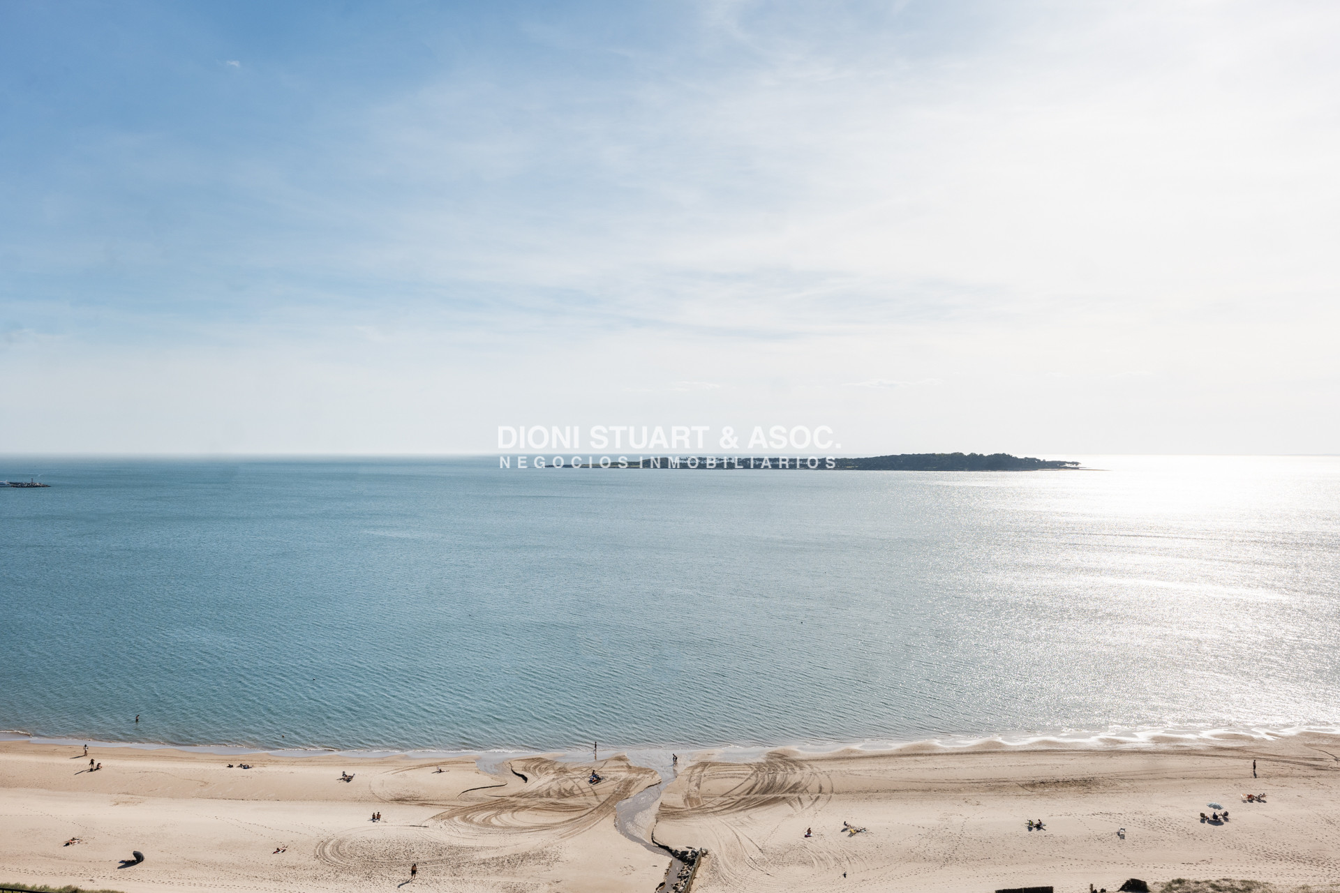 Apartamento ID.56 - VENTA APARTAMENTO MILLENIUM TOWER - 3 DORMITORIOS EN SUITE + DEPENDENCIA - ESQUINERO