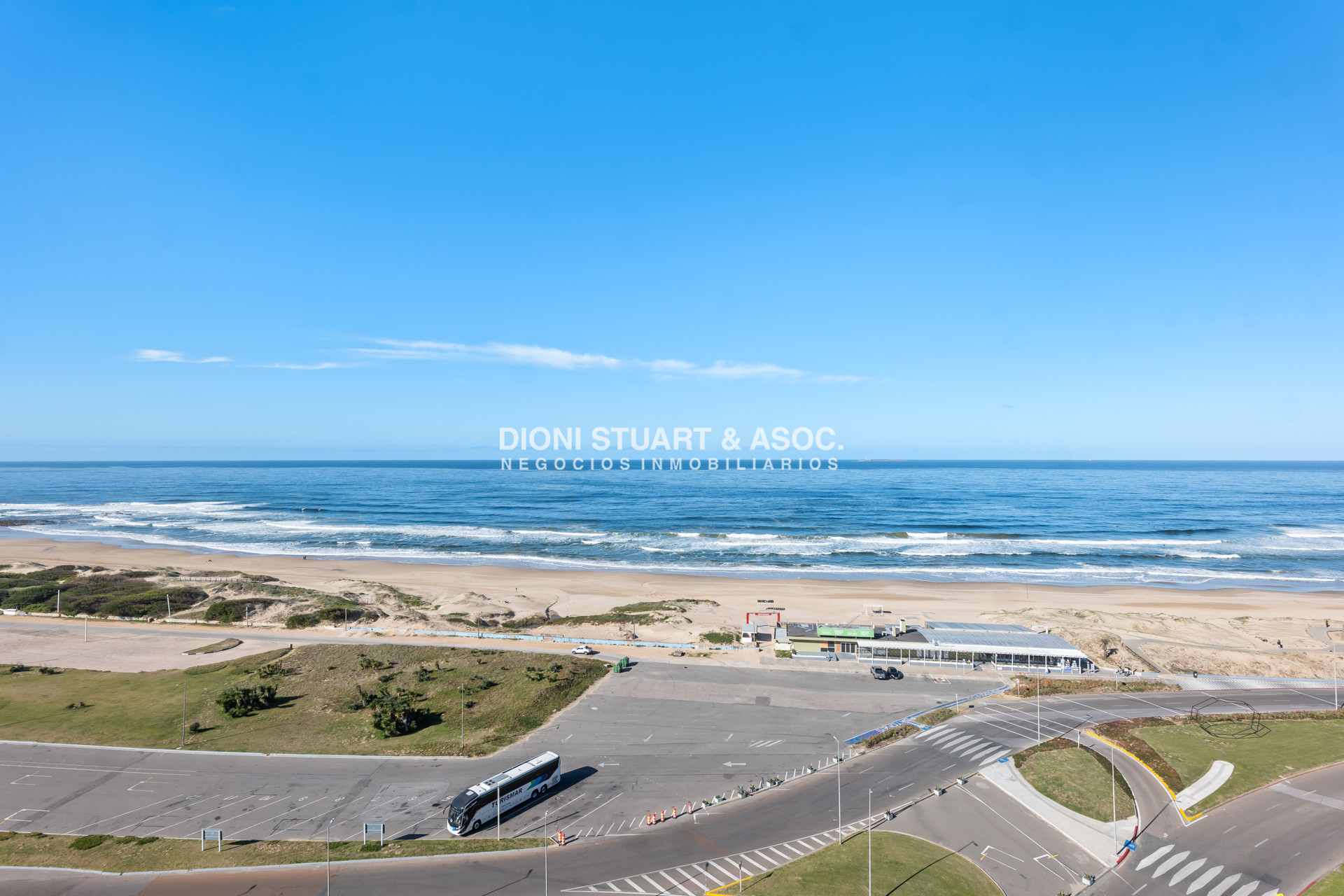 Apartamento ID.983 - IMPERIALE I EN VENTA - APARTAMENTO ESQUINERO - 3 DORM EN SUITE + DEP.