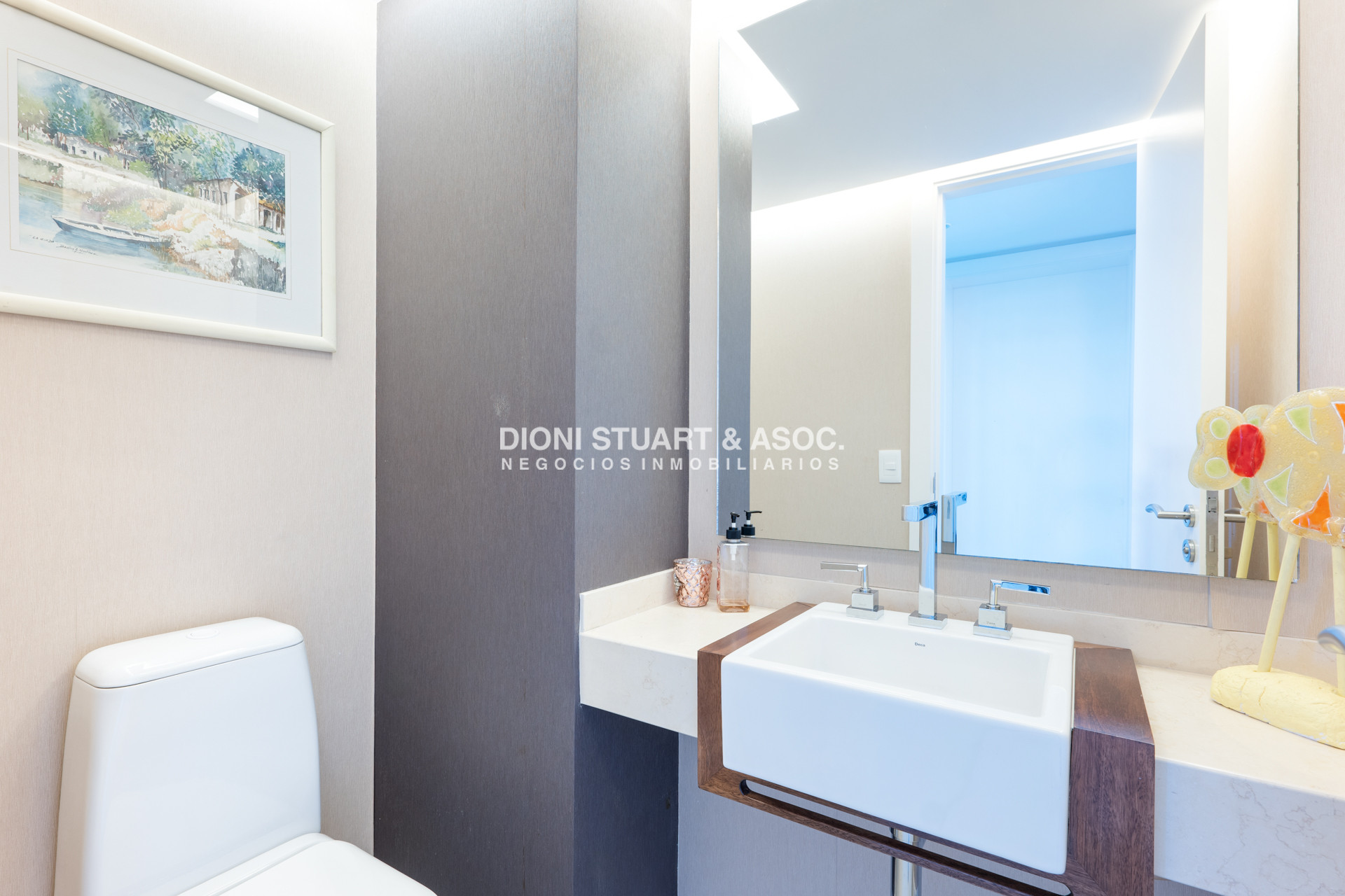 Apartamento ID.651 - Edificio Aquarela  - 2 Dormitorios en Suite + Dependencia