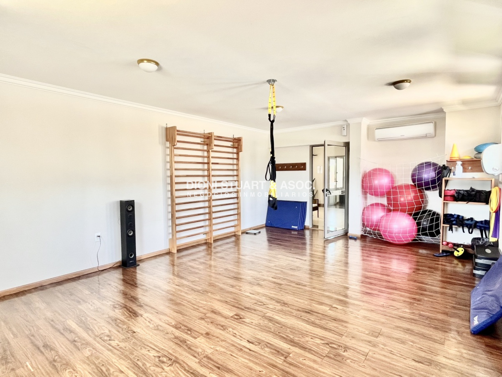 Apartamento ID.220 - OPORTUNIDAD DEPARTAMENTO EN VENTA EN PLACE LAFAYETTE - 1 DORMITORIO - PISO ALTO - LA MEJOR ORIENTACION