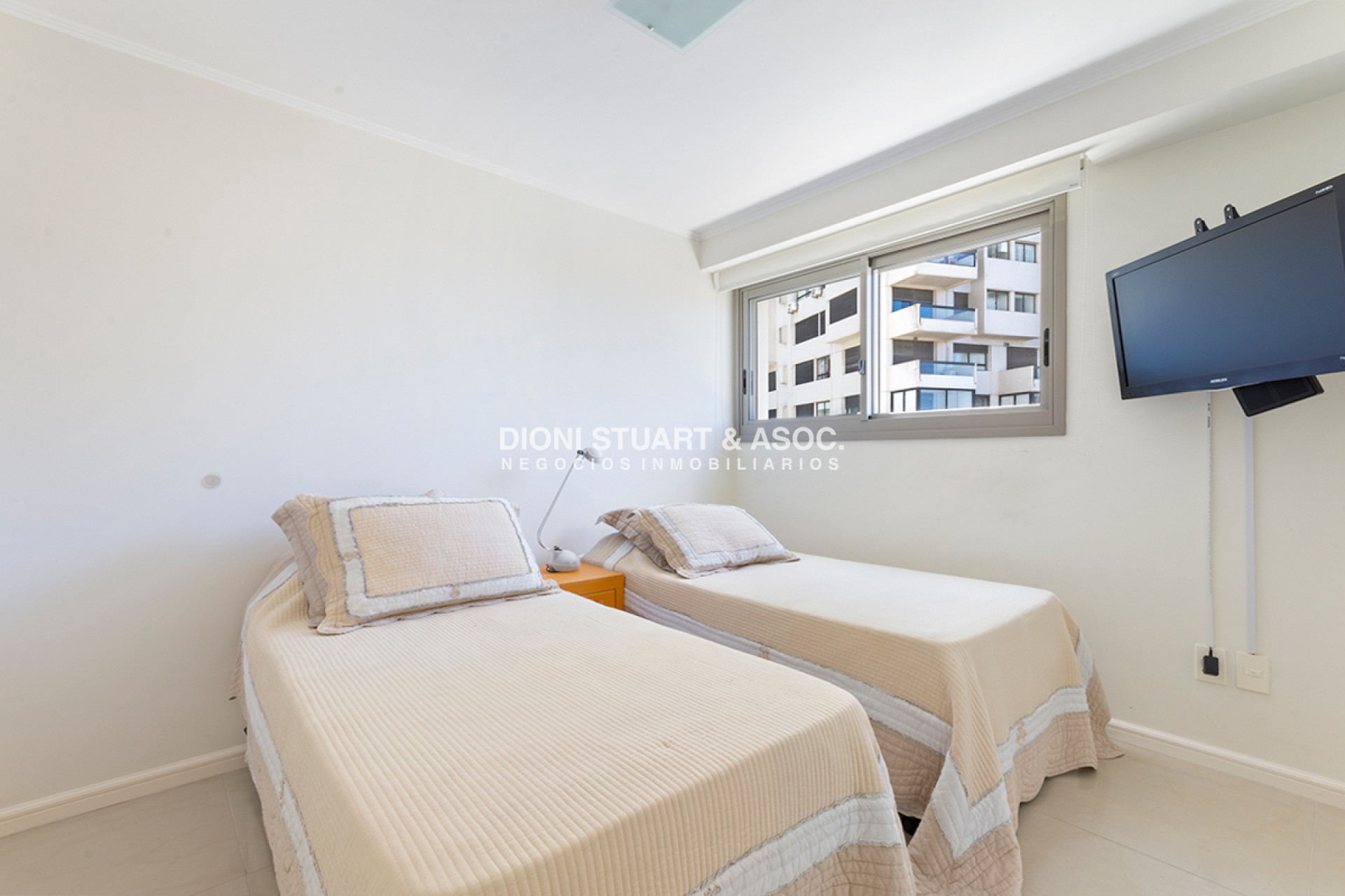 Apartamento ID.532 - Imperiale 1 - Esquinero - 3 Dormitorios en Suite