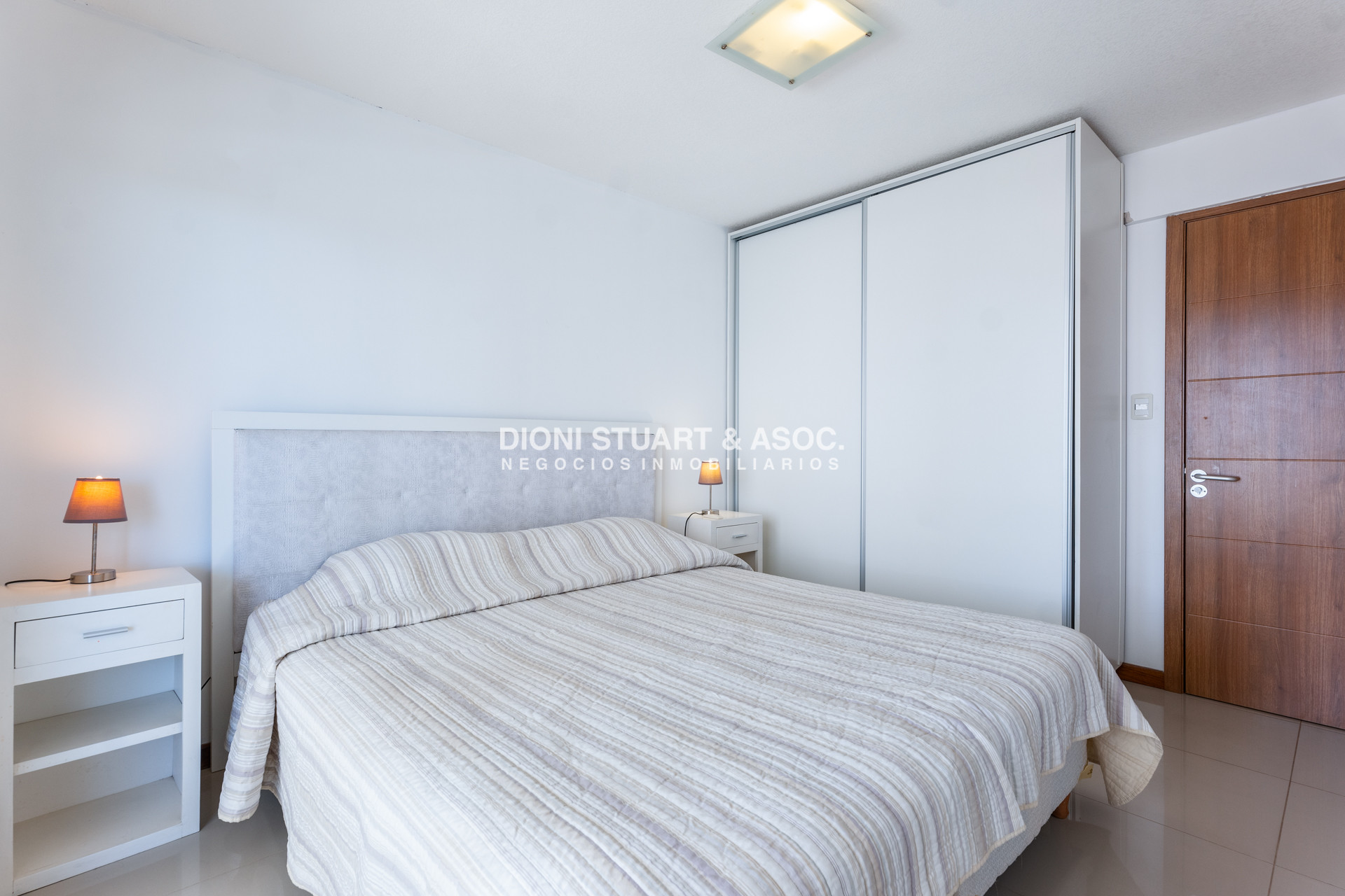 Apartamento ID.16 - Apartamento en Venta Frente Al Mar -  Mansa - Con Parrillero - 1 Dormitorio - Moderno