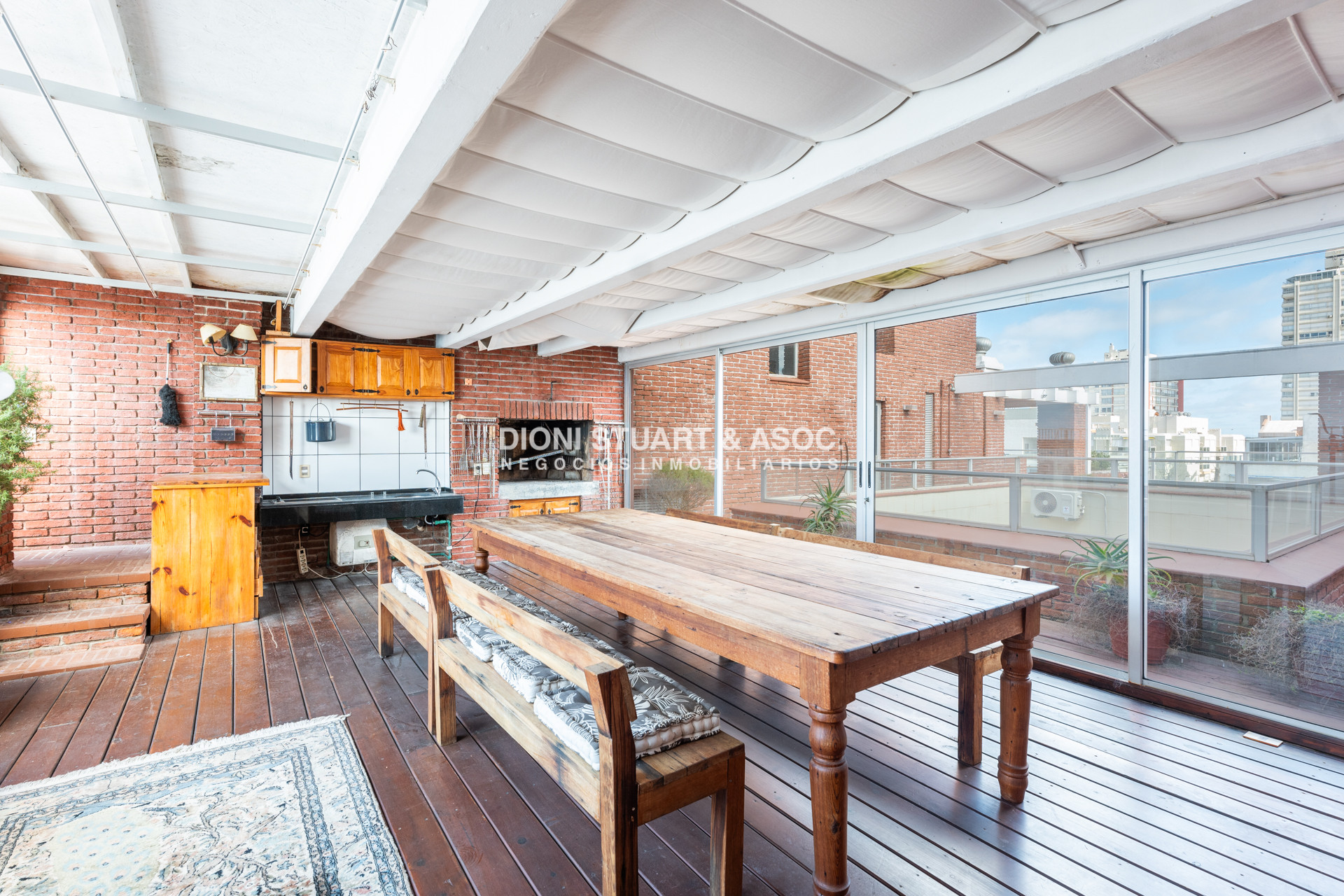 Apartamento ID.750 - Pent House En Peninsula - Edificio Carmel - 3 Dorm y Dep. 