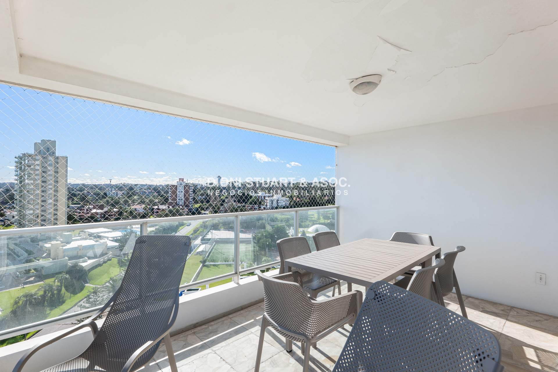 Apartamento ID.690 - APARTAMENTO DE 3 DORMITORIOS FRENTE AL MAR EN ALQUILER COMPLEJO LINCOLN CENTER TORRE WASHINGTON