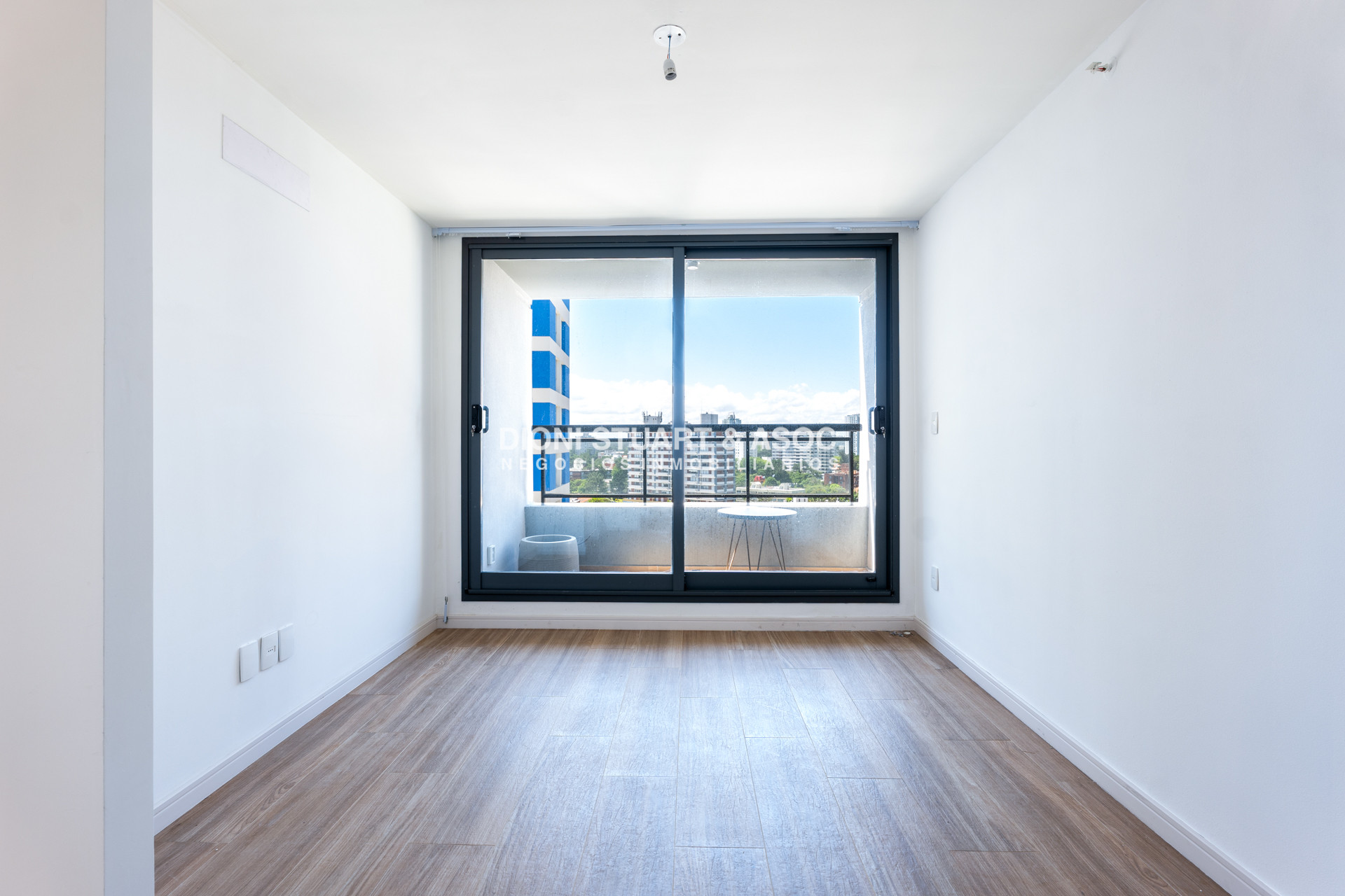Apartamento ID.870 - APARTAMENTO A ESTRENAR EN PLAYA BRAVA PUNTA DEL ESTE - 2 DORMITORIOS - EDIF. SIGLO SOL II - BAJAS EXPENSAS