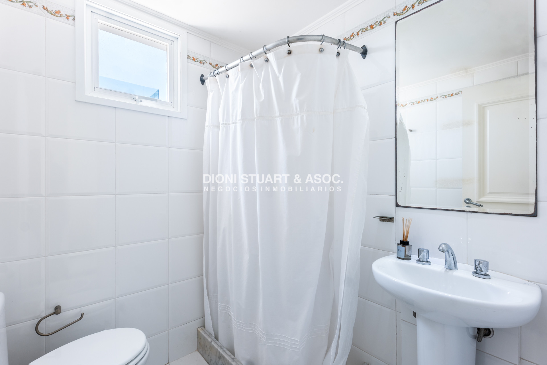Apartamento ID.800 - MILLENIUM TOWER EN ALQUILER DE TEMPORADA - 3 DORMITORIOS EN SUITE + DEP. - LA MEJOR VISTA