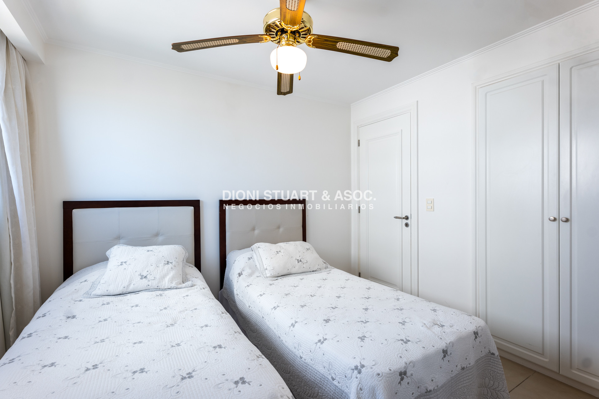 Apartamento ID.770 - IMPERIALE I DEPARTAMENTO EN VENTA - 3 DORMITORIOS EN SUITE + DEP. - ESQUINERO A PUNTA DEL ESTE