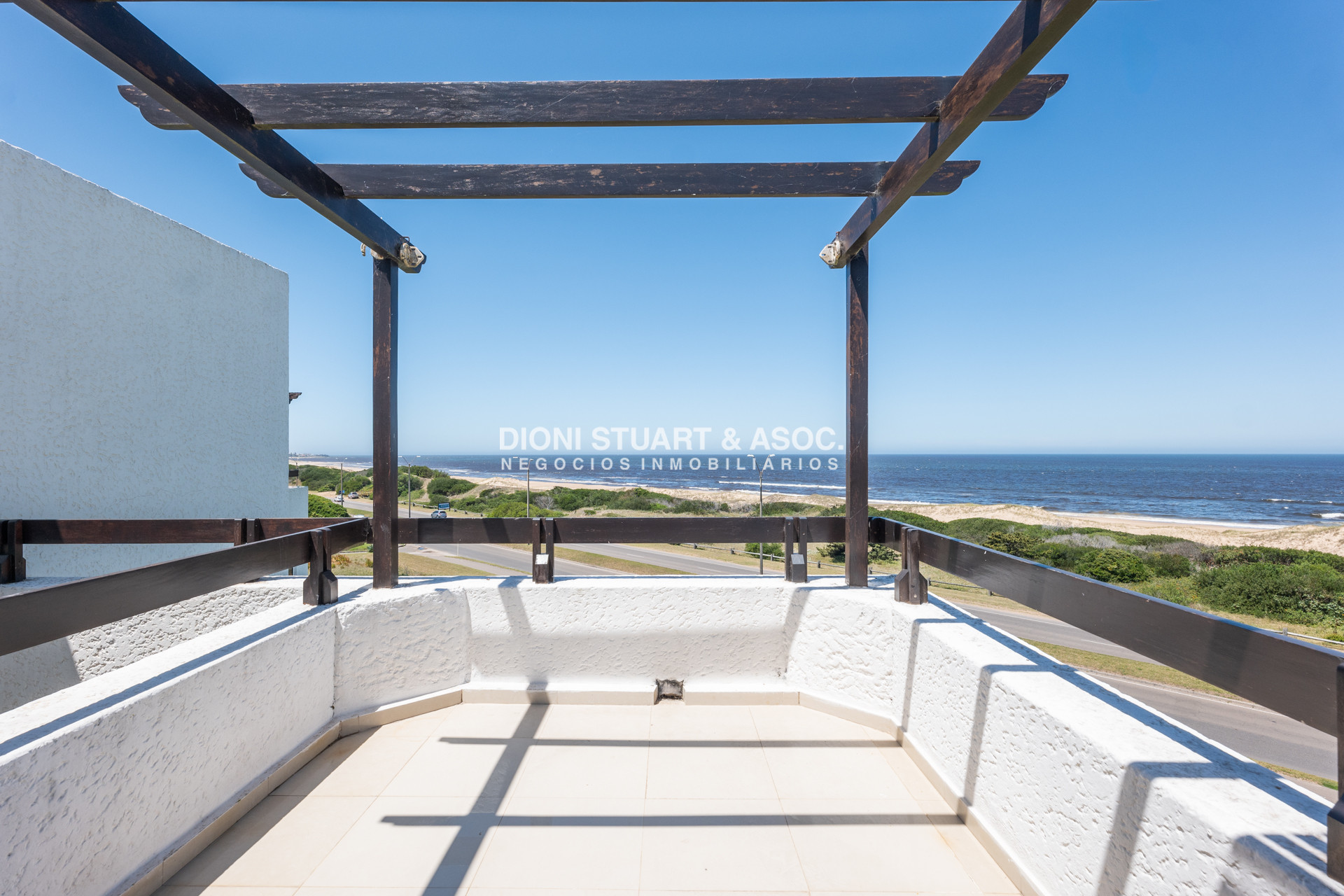 Apartamento ID.823 - Apartamento Frente al Mar Playa Brava - 3 Dormitorios y Dependencia - Dunas del Golf