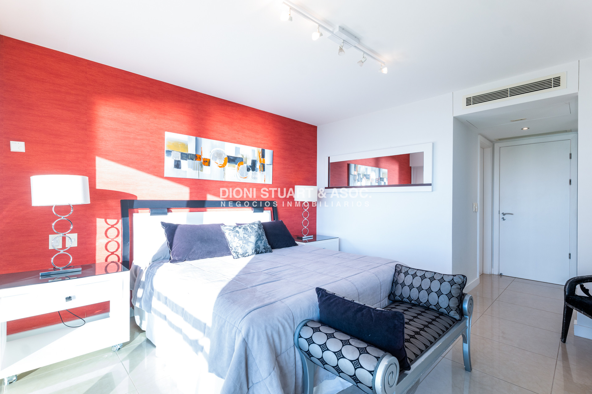 Apartamento ID.815 - Aquarela Esquinero En Venta - 3 Suites + dep - La mejor orientación