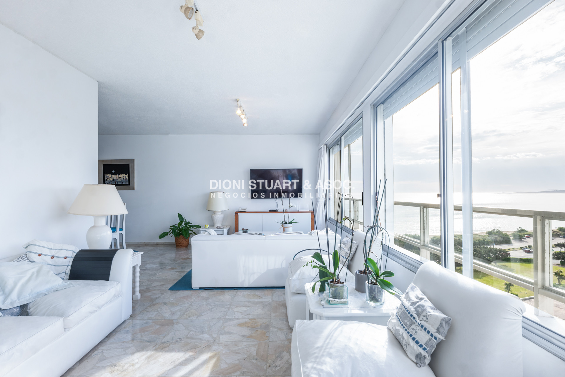 Apartamento ID.1148 - ALQUILER DE TEMPORADA PLAYA MANSA 2 DORMITORIOS Y MEDIO - COMPLEJO LINCOLN CENTER - TORRE WASHINGTON