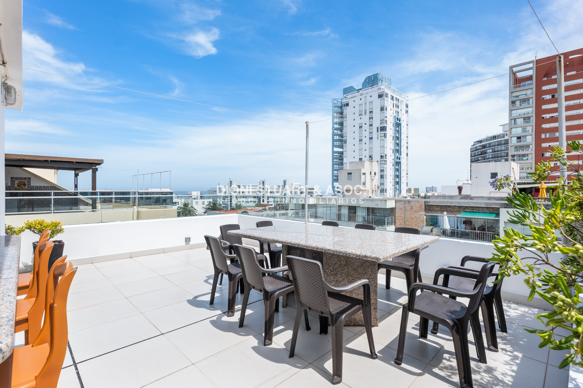 Apartamento ID.900 - Departamento en Gorlero en Venta - 2 Dormitorios - Con Parrillero