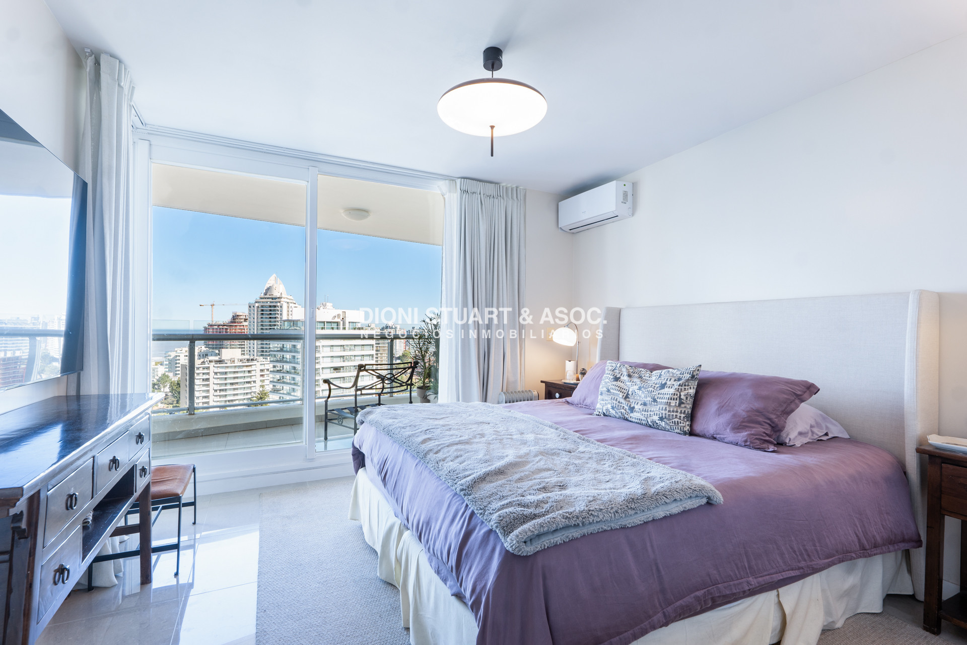 Apartamento ID.1067 - VENTA APARTAMENTO 4 DORMITORIOS PLAYA BRAVA - EDIFICIO ONE I