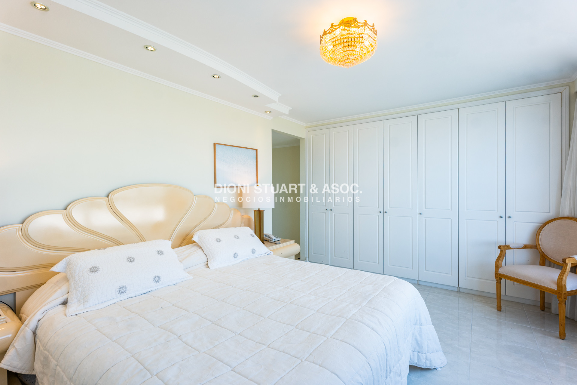 Apartamento ID.800 - MILLENIUM TOWER EN ALQUILER DE TEMPORADA - 3 DORMITORIOS EN SUITE + DEP. - LA MEJOR VISTA