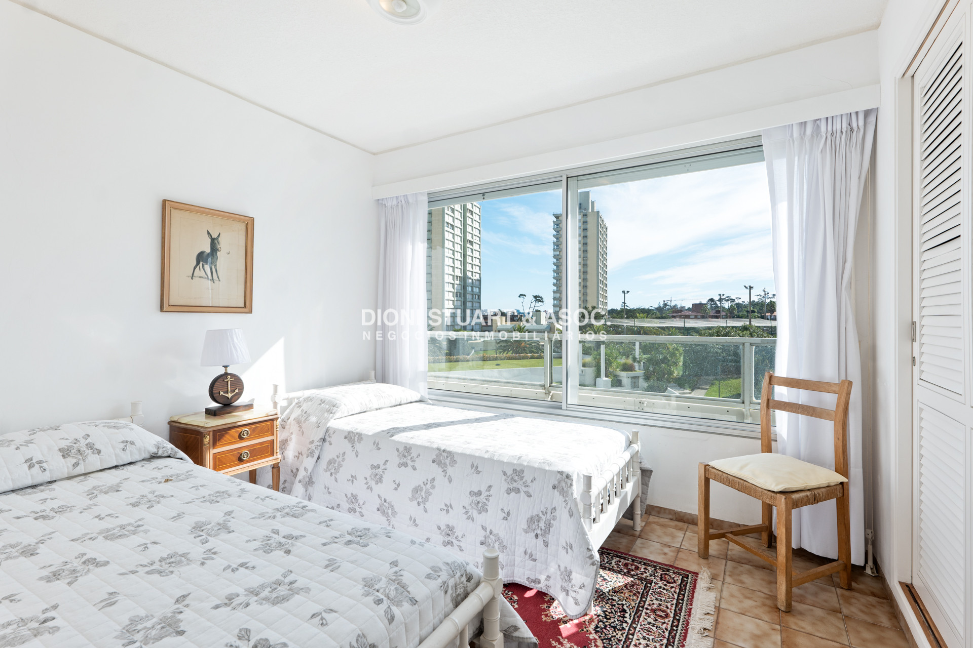 Apartamento ID.675 - APARTAMENTO EN PLAYA MANSA - TORRE JEFFERSON  - 4 DORMITORIOS - COMPLEJO LINCOLN CENTER