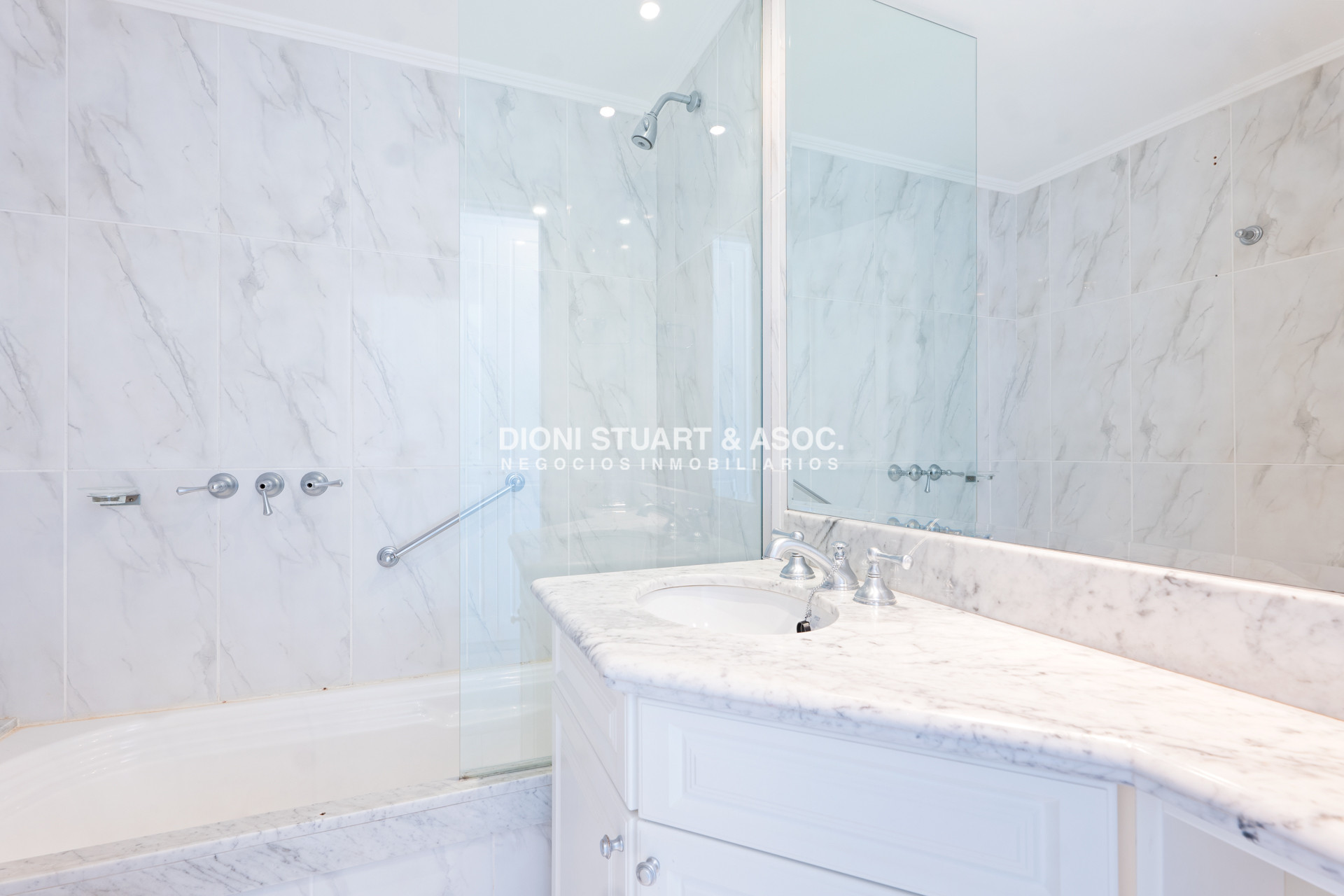 Apartamento ID.799 - DEPARTAMENTO EN MILLENIUM TOWER EN VENTA ESQUINERO DE 3 DORMITORIOS EN SUITE + DEP.