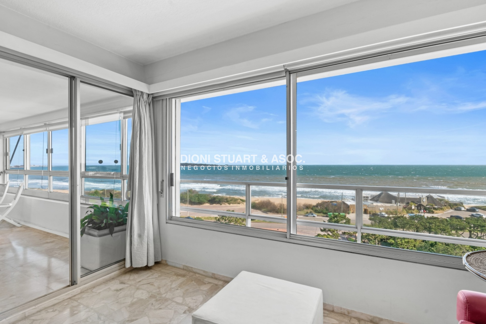 Apartamento ID.29 - 2 DORMITORIOS Y MEDIO APARTAMENTO EN ALQUILER DE VERANO FRENTE AL MAR TODOS LOS AMENITIES COMPLEJO LINCOLN CENTER
