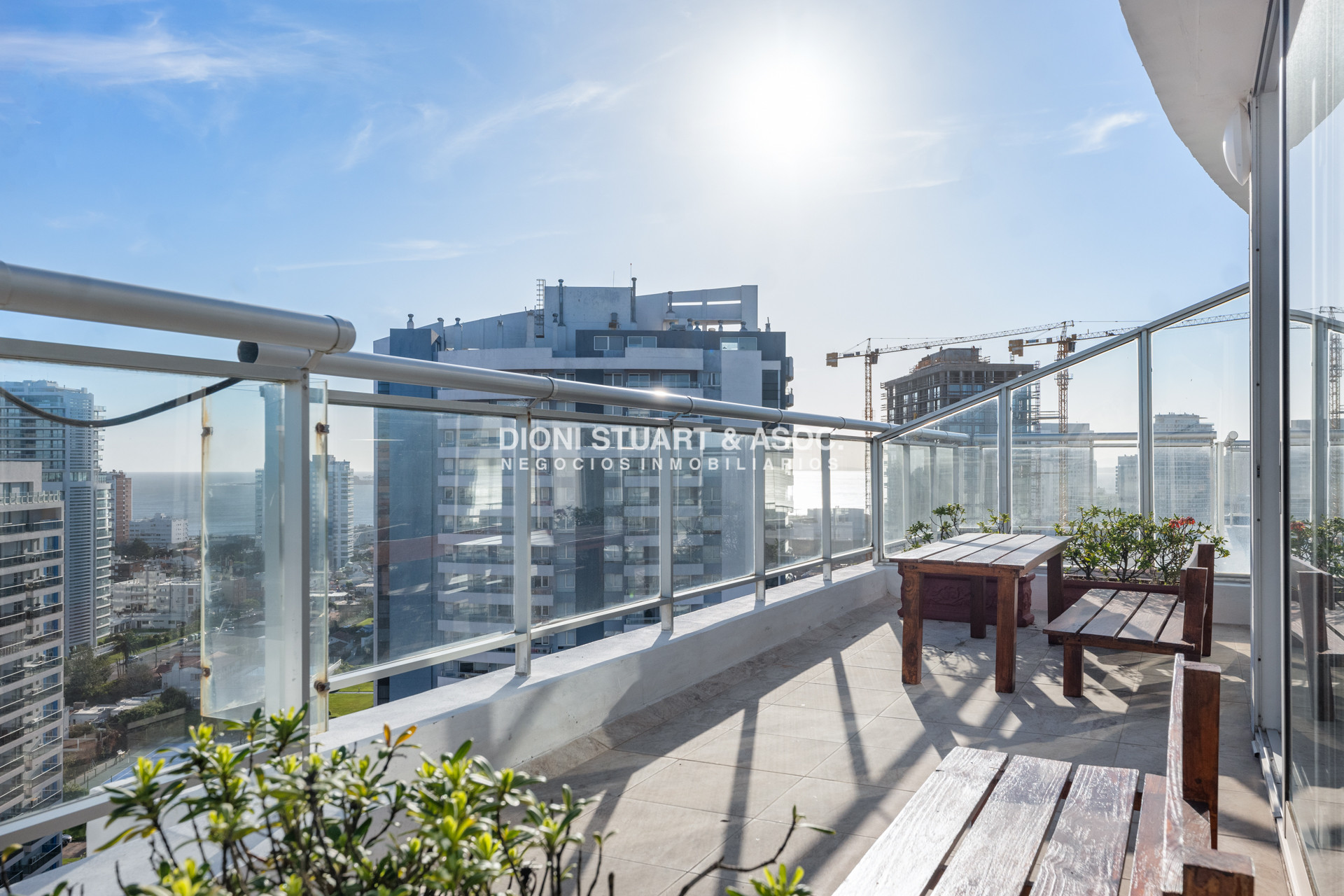 Apartamento ID.1108 - APARTAMENTO PENT HOUSE DUPLEX EN VENTA - 2 DORMITORIOS - SOUTH BEACH - PLAYA BRAVA