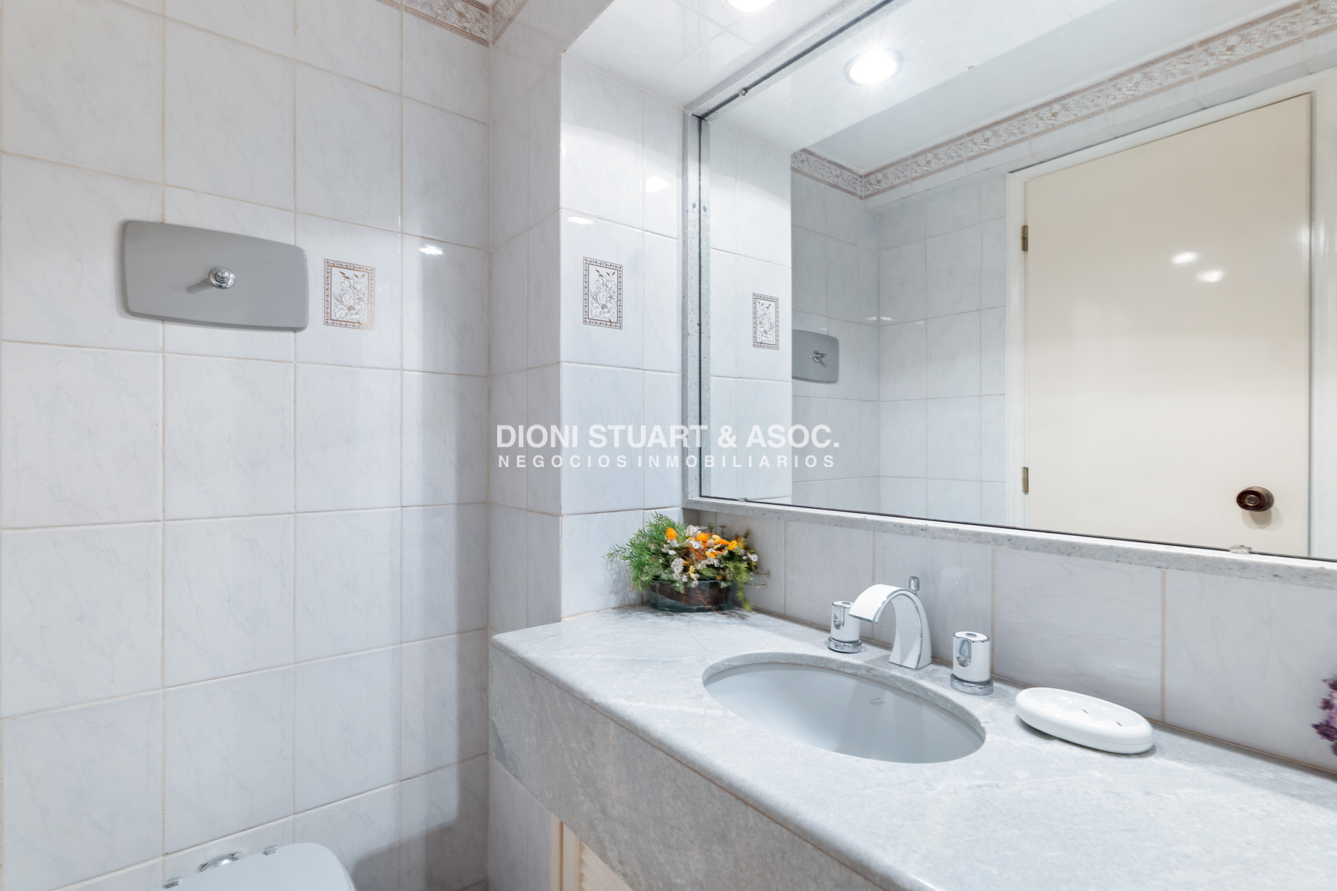 Apartamento ID.748 - Edificio Carmel - Apartamento de 3 Dorm y Dependencia - Punta del Este